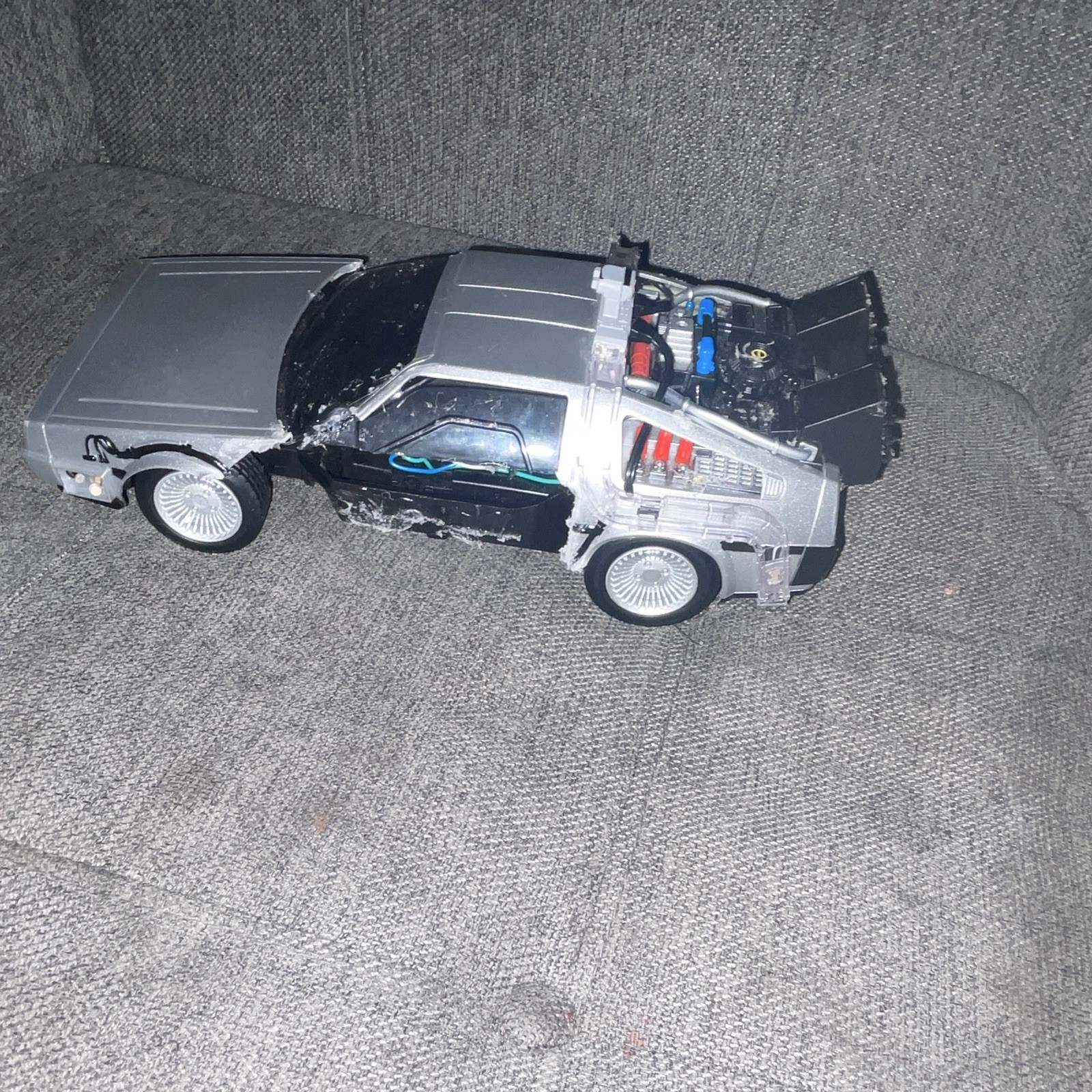 DeLorean DMC-12 Back to the Future Time Machine Diecast Car w/ Lights, Silver