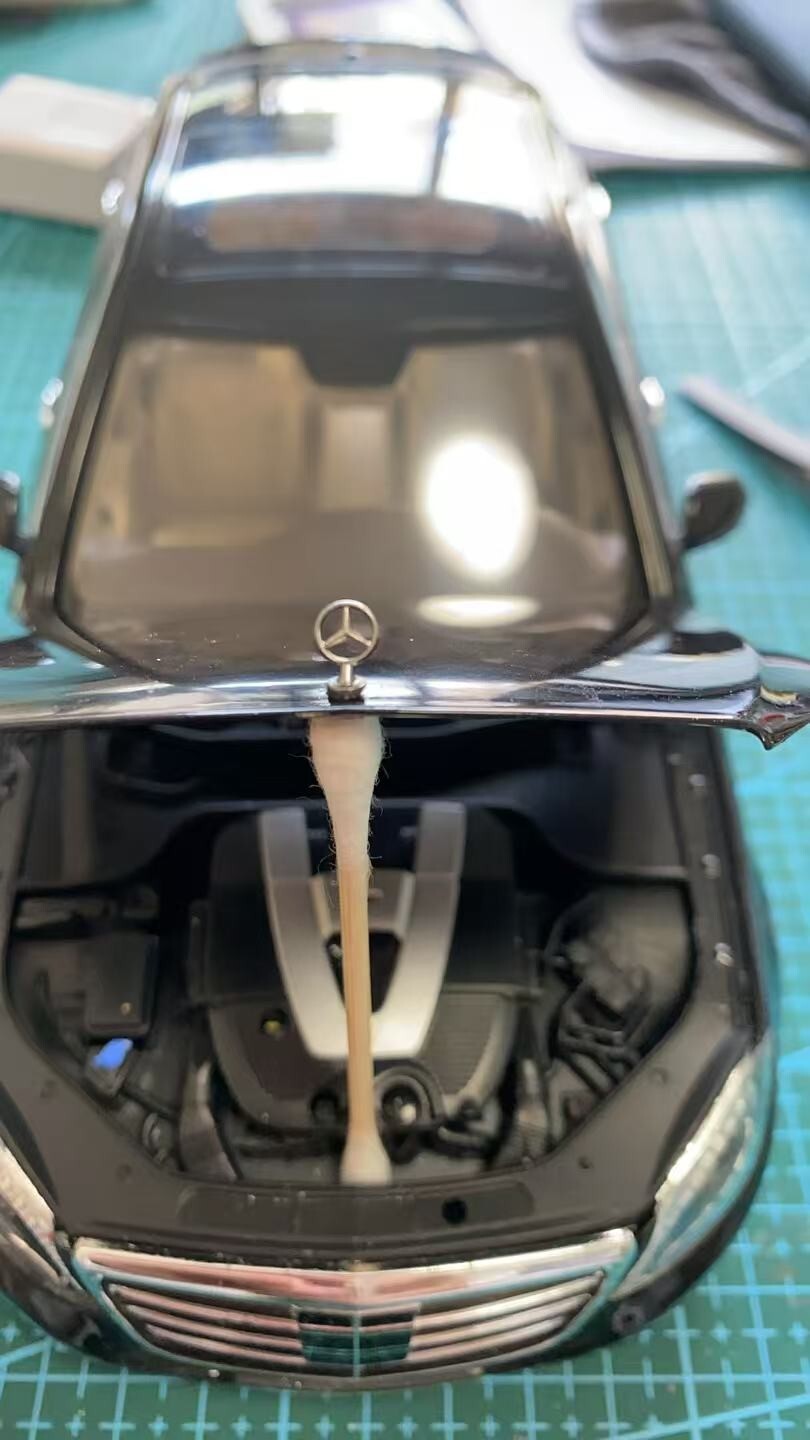 2pcs 1:18 Benz metal hood ornament for 1/18 model car (electroplated)
