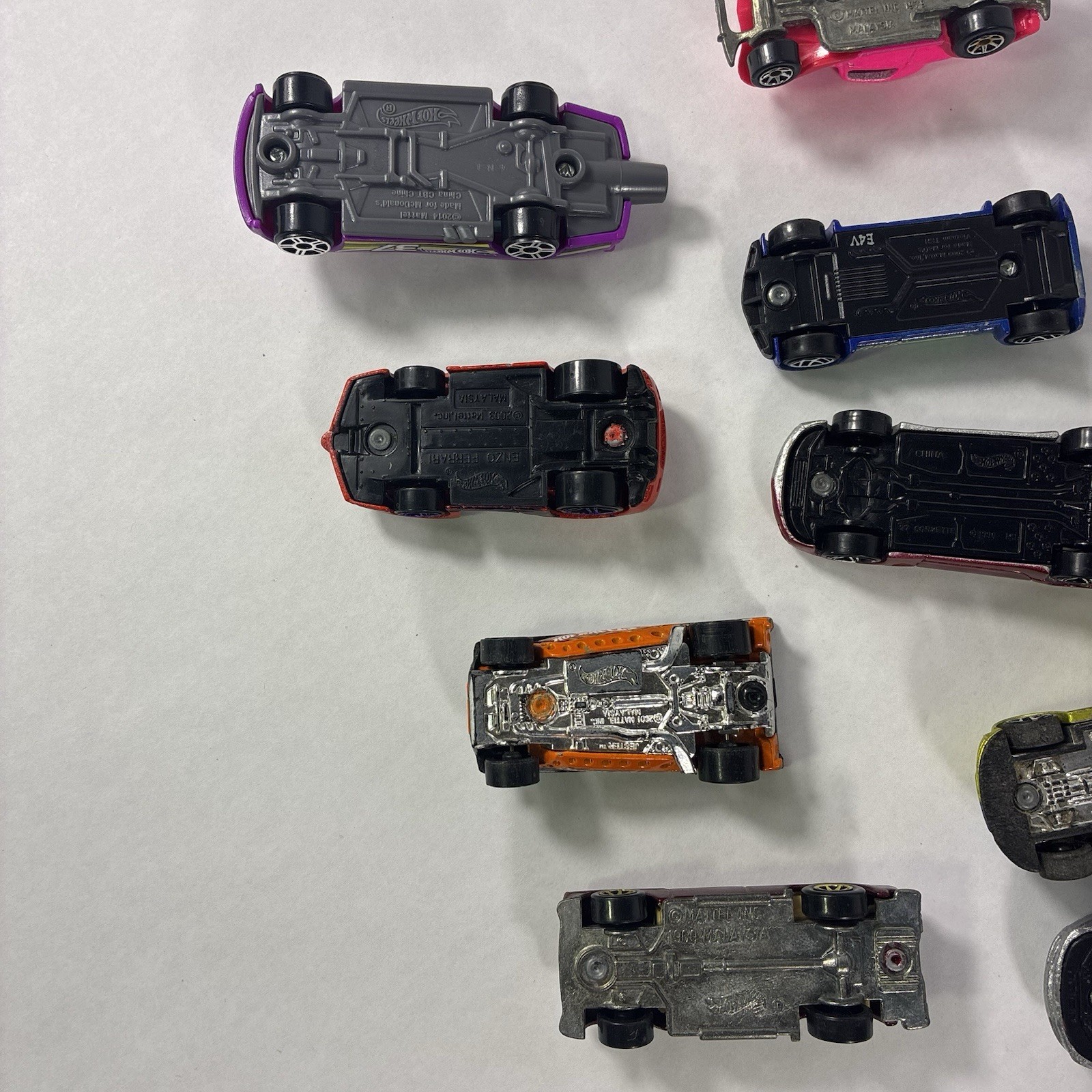 Lot of 14 Hotwheels Cars Loose Various Cars Truck Diecast 1:64