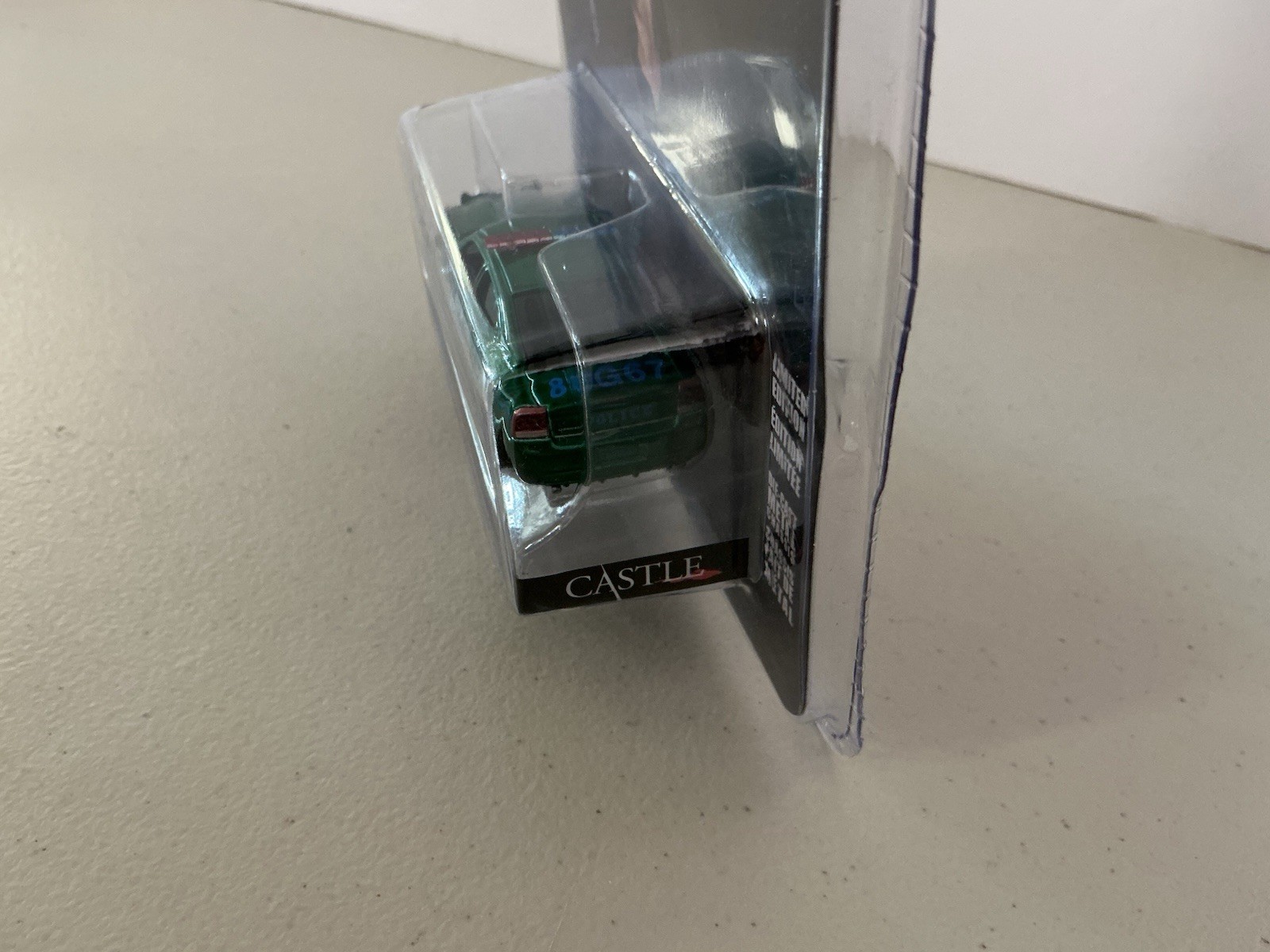 GREENLIGHT (LOT OF 2) Hollywood Series CASTLE 2006 Dodge Charger & GREEN MACHINE