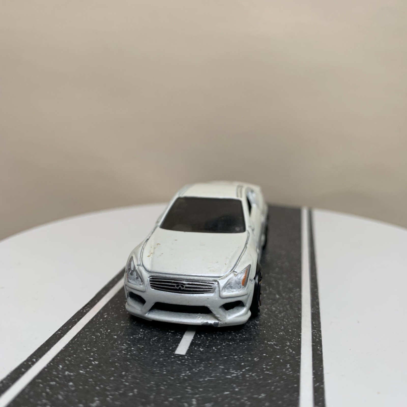 2012 Hot Wheels Faster Than Ever 2008-13 Infiniti G37 Coupe White 1:64 Scale