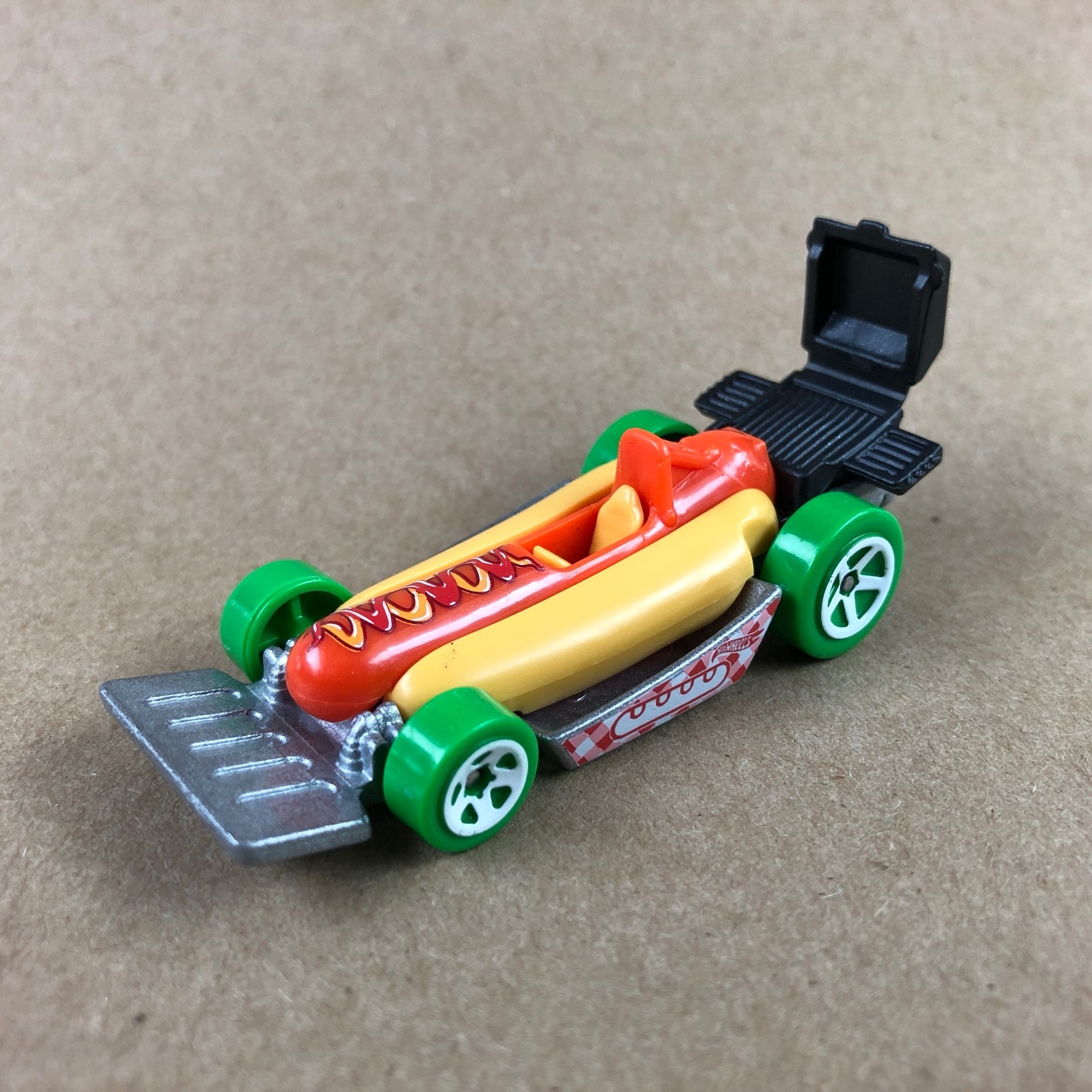 Hot Wheels Street Wiener 88/250 Hot Dog 2024 Lets Race 1:64 Diecast Car Loose
