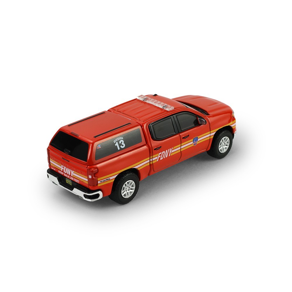2023 Chevrolet Silverado – FDNY Diecast 1:64 Scale Model – Greenlight 67070E