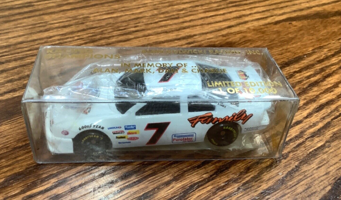Racing Champions #7 Tommy Kendall In Memory of Alan Kulwicki 1:64 Die Cast 1993