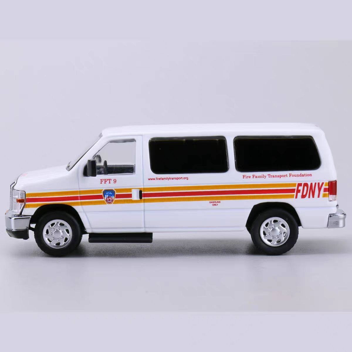 1:64 FOR Ford E350 FDNY New York Fire Department Ambulance Car Alloy Model Car