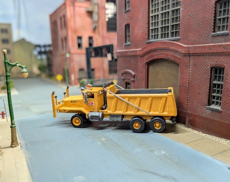 1/87 HO Scale 3D Printed Custom Built 1980s Oshkosh P Series Heavy Dump Truck