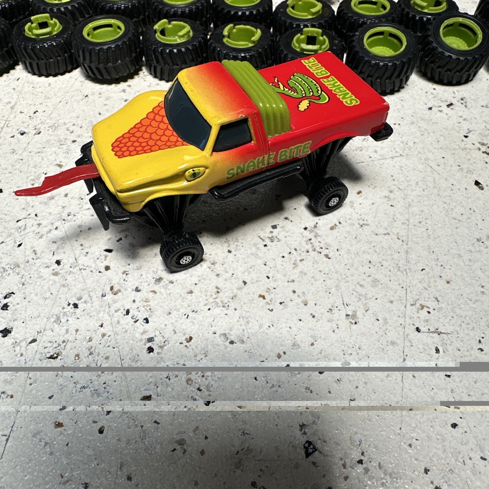 VTG 90s Hot Wheels SNAKE BITE Truck Lot 1990s Toys