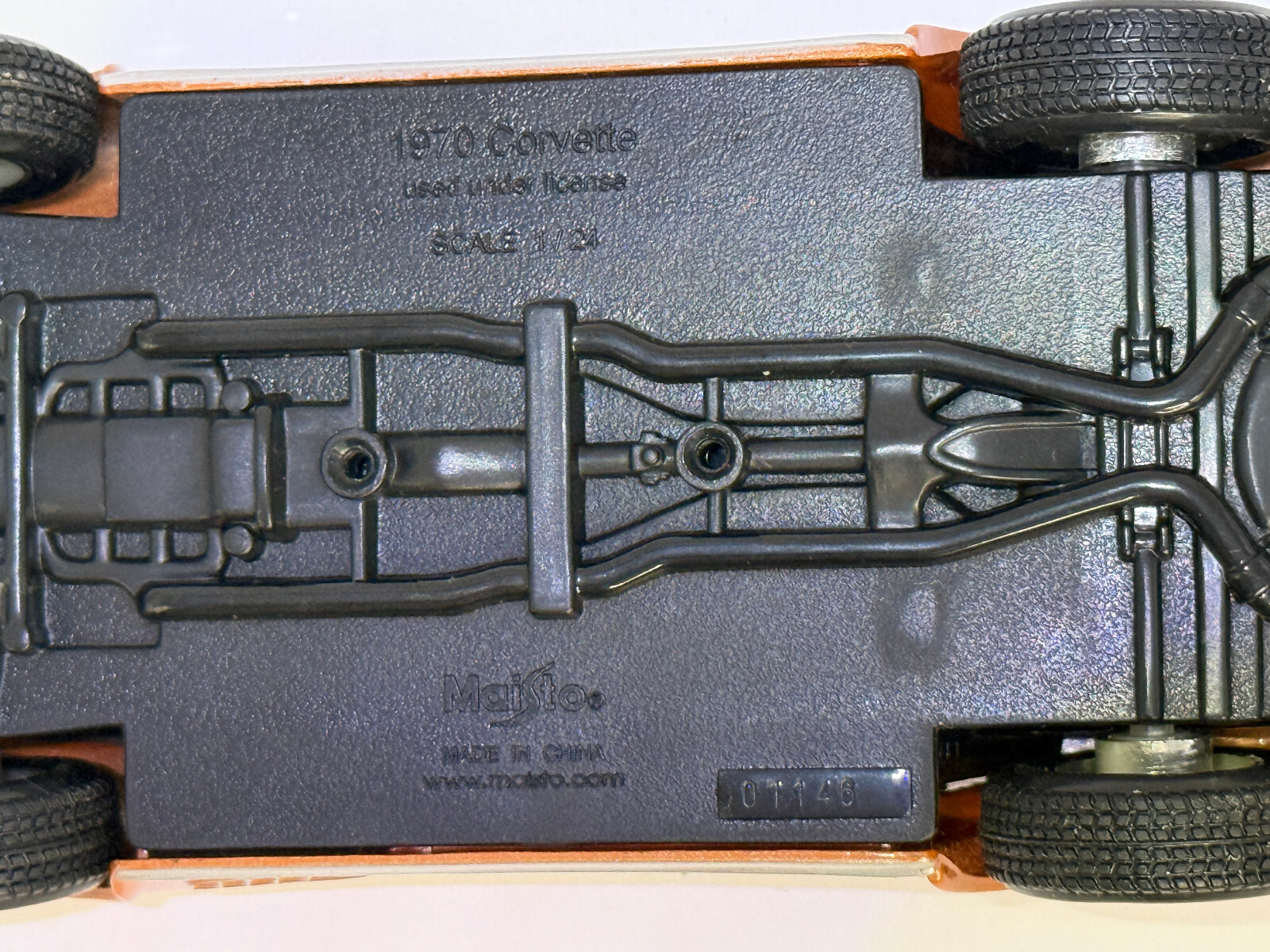 1970 Chevrolet Corvette T-top 1:24 Maisto Diecast Copper 1/24