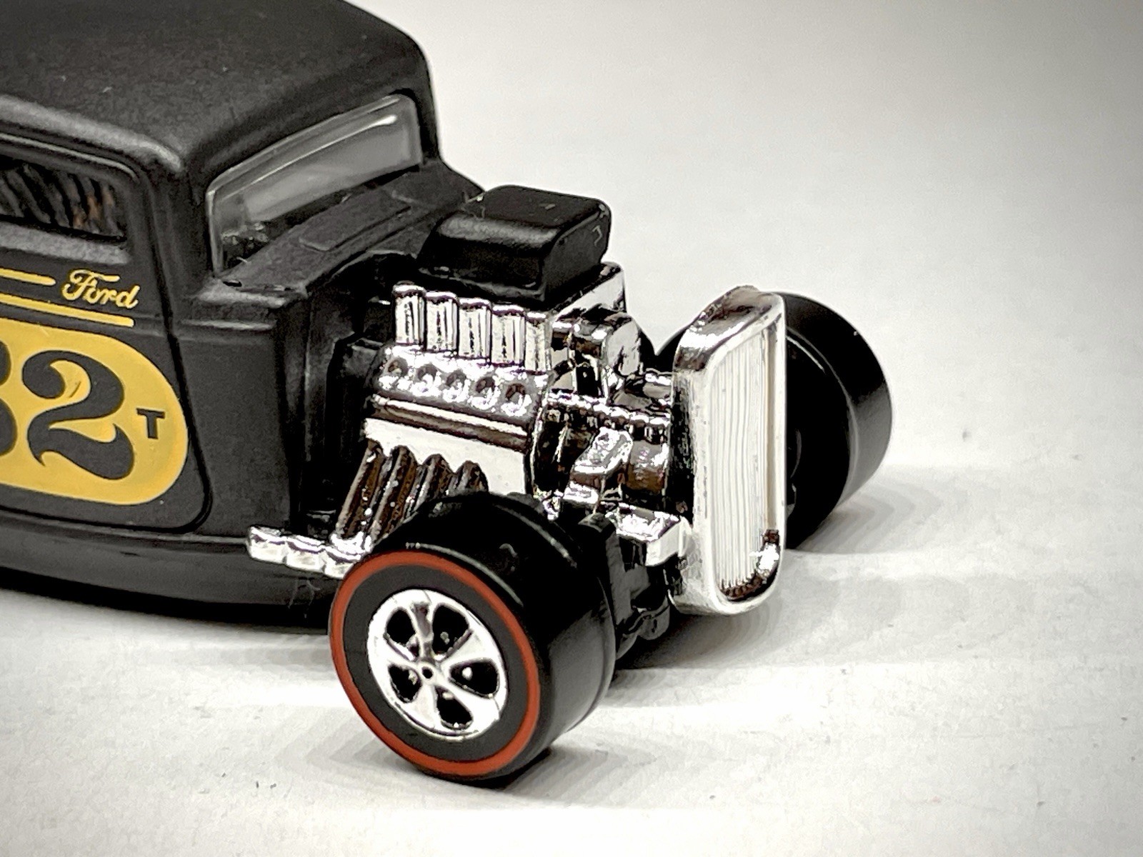 🔥 Hot Wheels CUSTOM MADE REDLINE ’32 Ford Satin Black Diecast 1:64