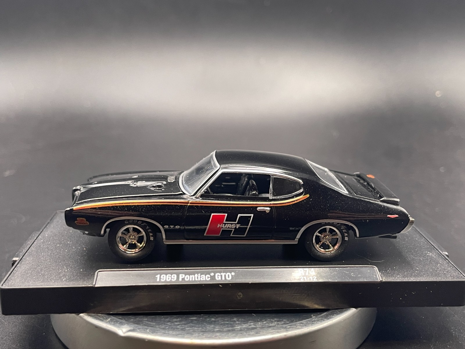 M2 MACHINES 1969 PONTIAC GTO JUDGE HURST- M2 MACHINES AUTO DRIVERS 69 HURST GTO