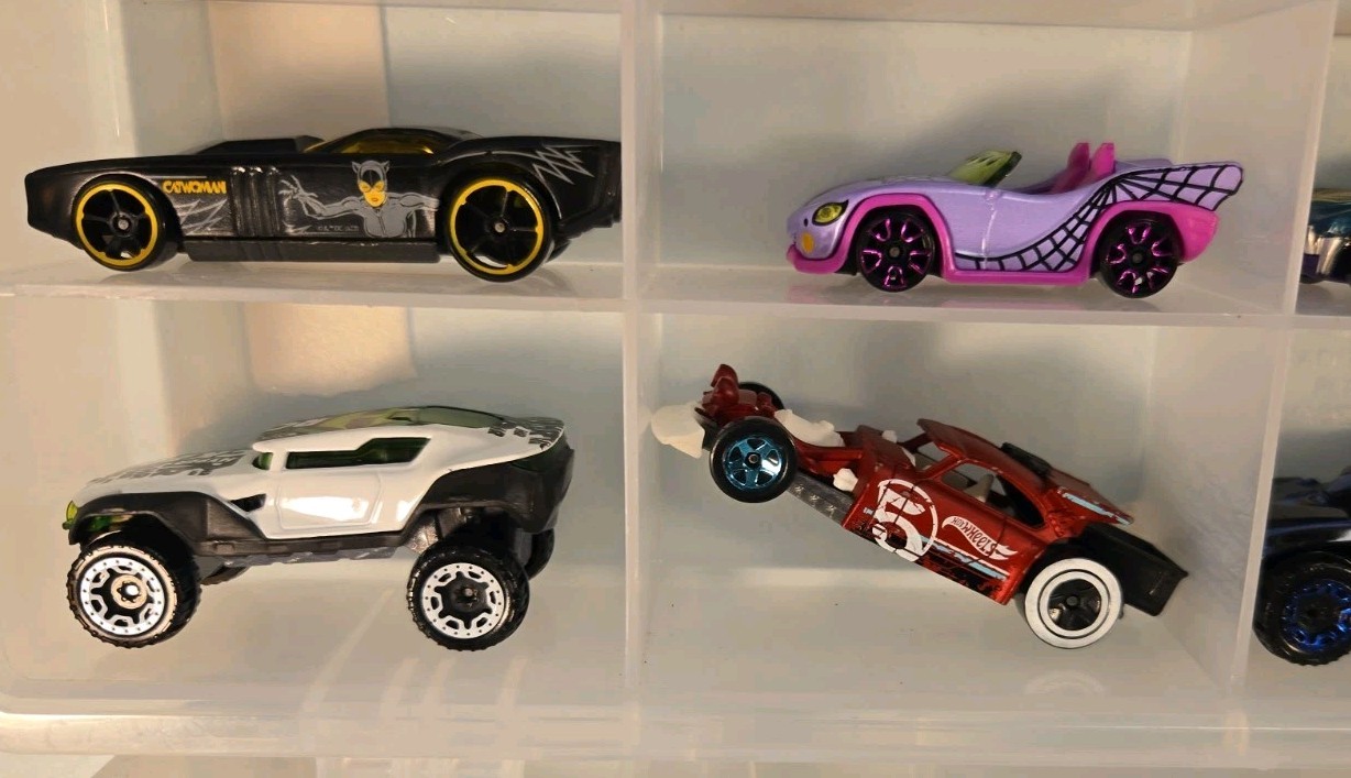 Lot of 20 Loose Hot Wheels Various Vehicles Cars #45
