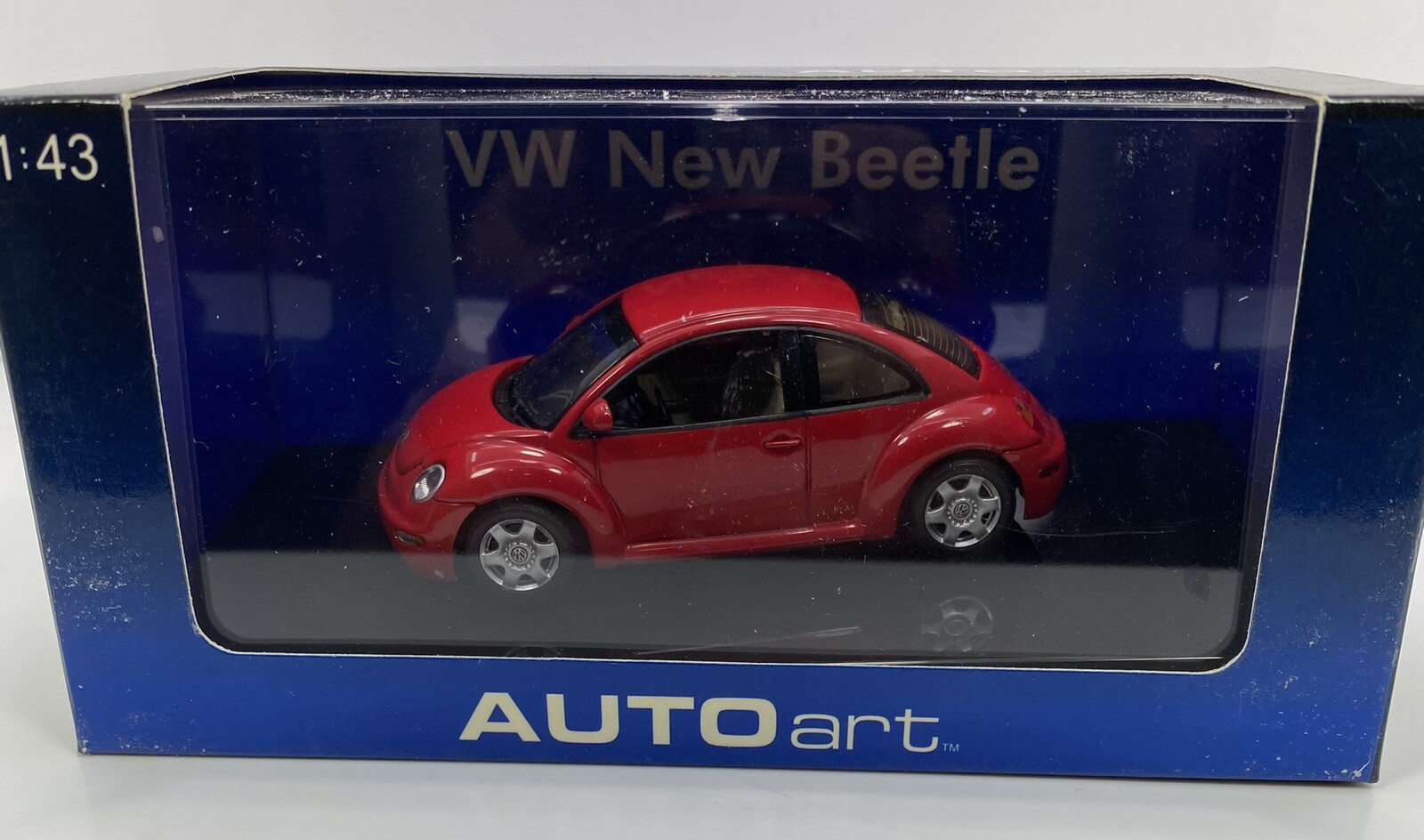 AutoArt 1/43 Scale VW BEETLE”Red Version”Detailed & NEW