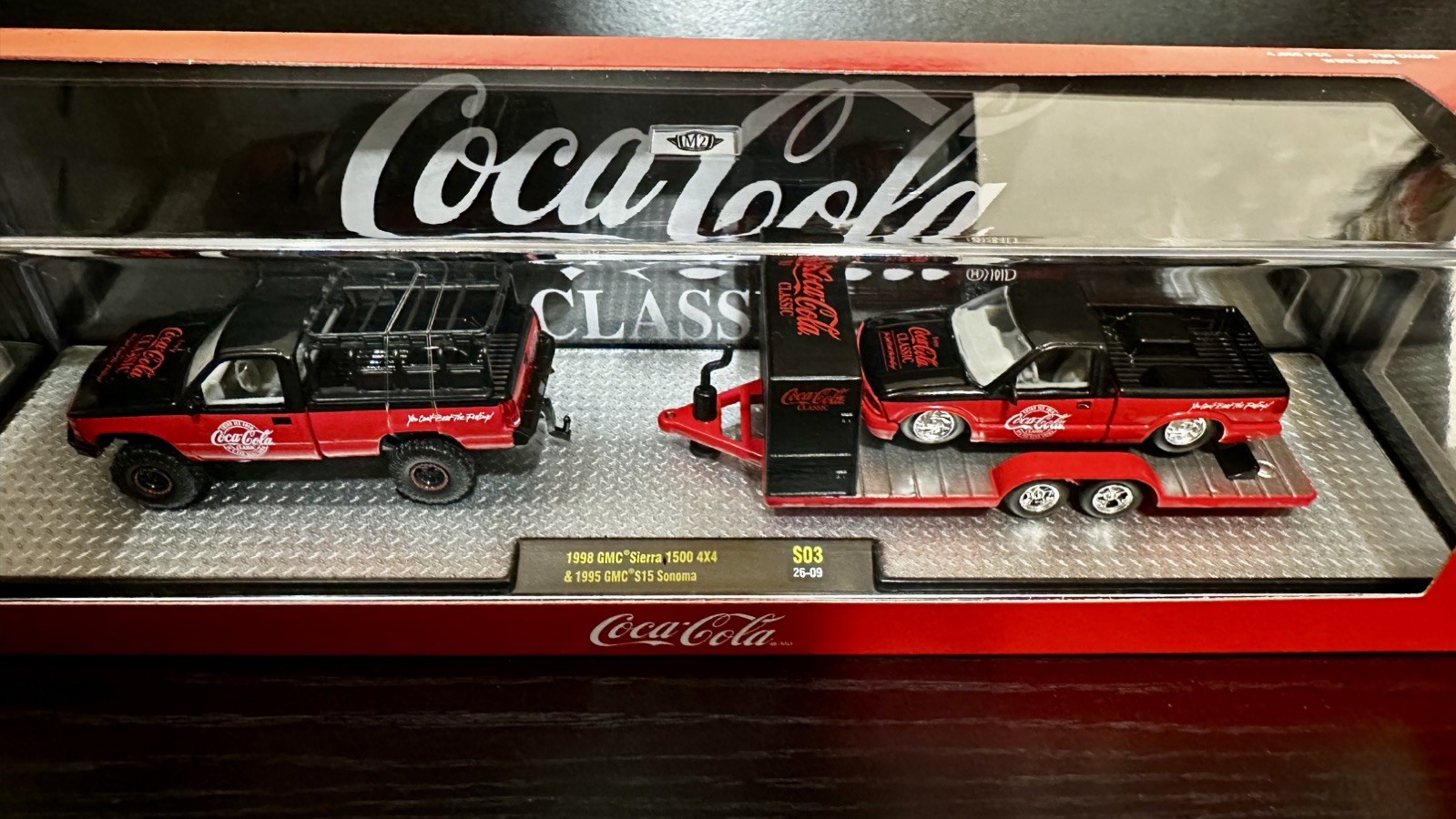 M2 Machines Auto Haulers Coca Cola 98 GMC 1500 4×4 & 95 GMC S15 Sonoma,Diecast