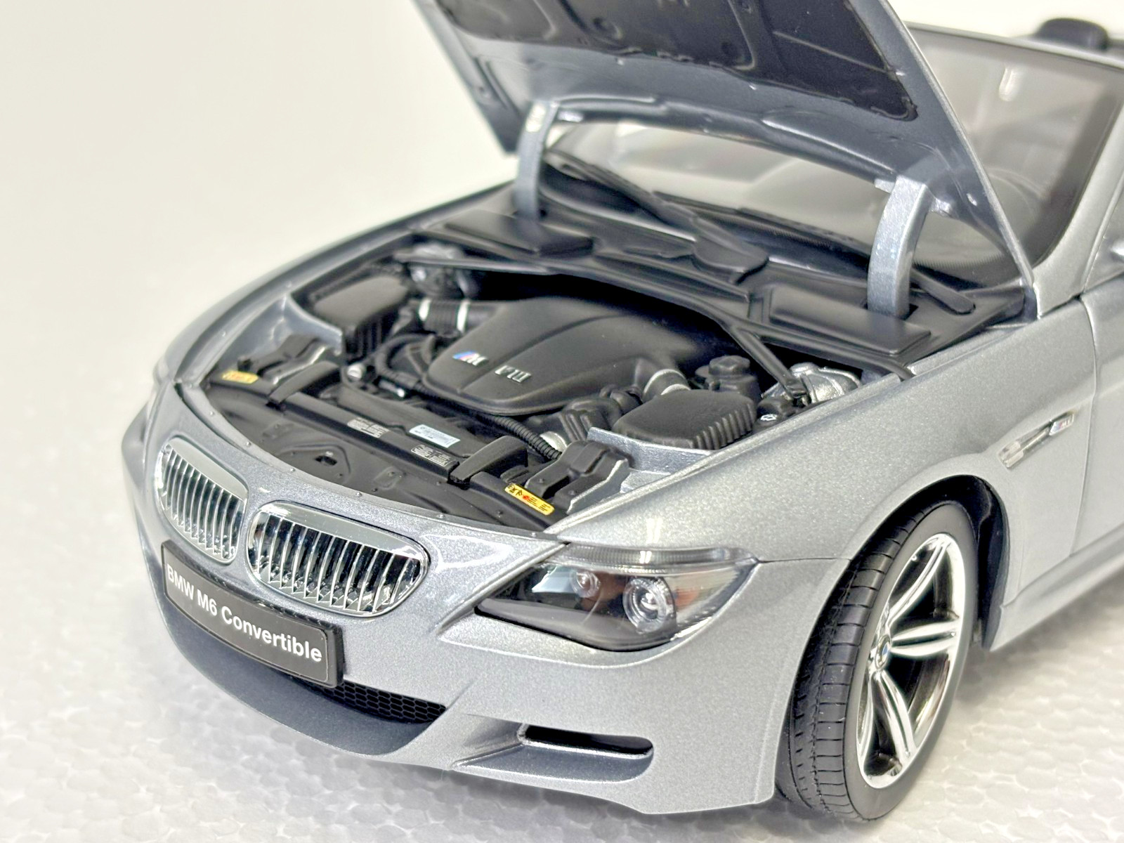 Rare * BMW M6 Convertible / Cabrio * Kyosho * 1/18 * Hard Top * Dark Gray * New