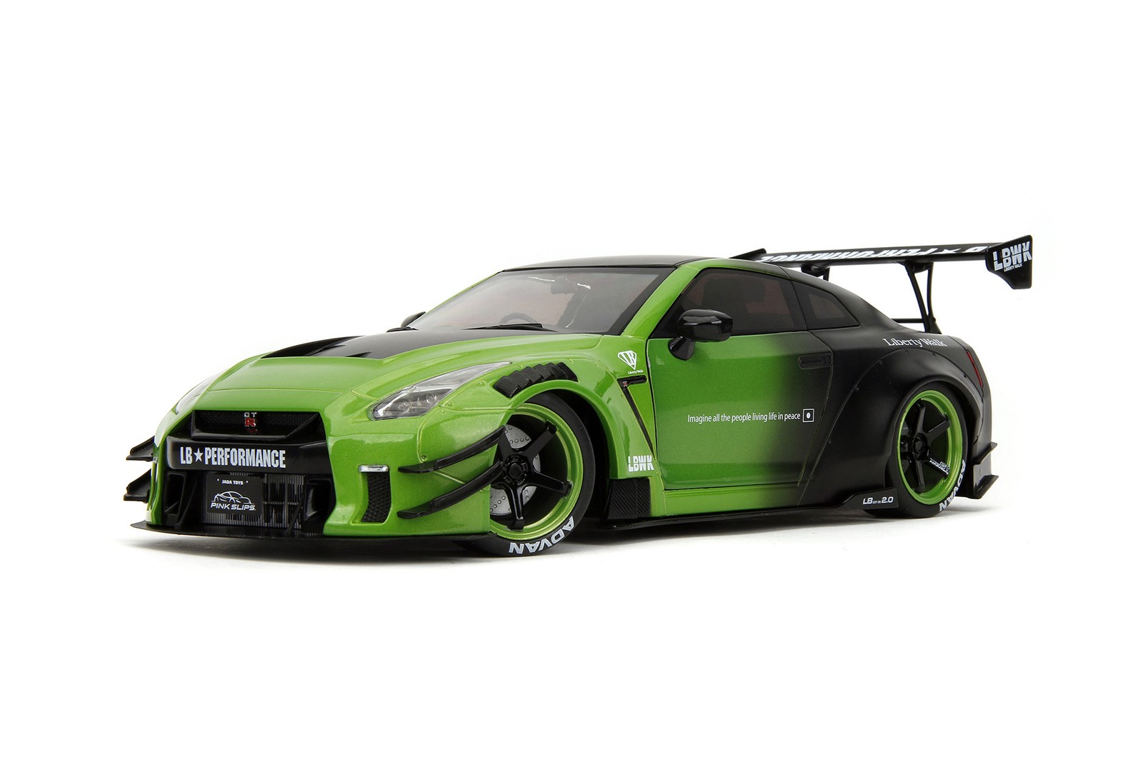 NISSAN GT-R (R35) W/LIBERTY WALK BODY KIT 2.0 /DISPLAY BASE 1/18 JADA TOYS 35724