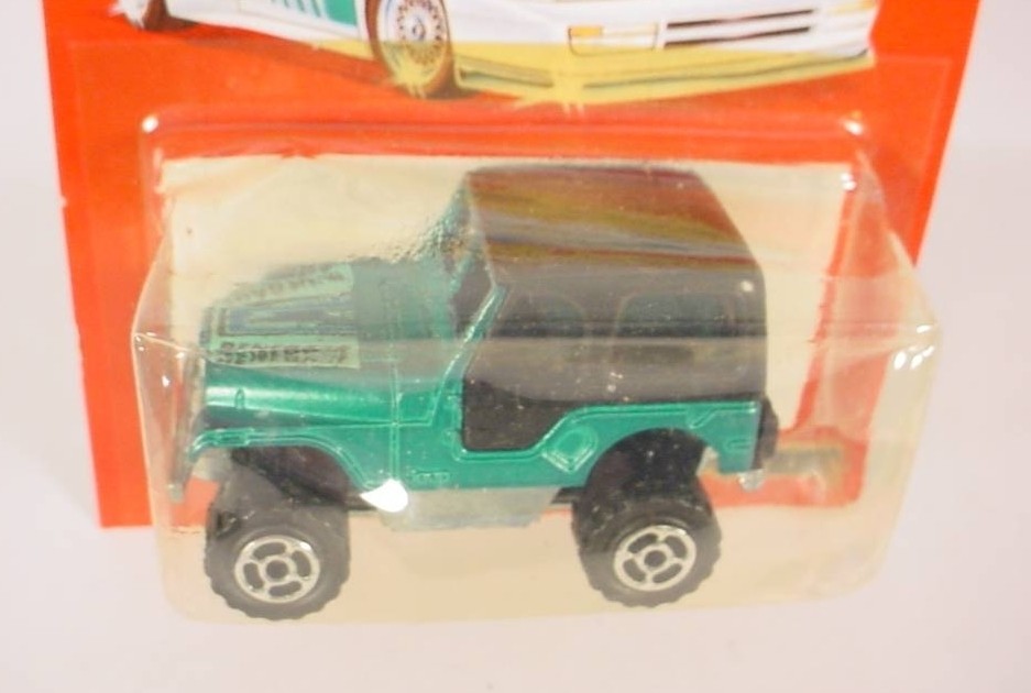 Majorette 200 Series Green JEEP 4×4 Renegade (Black Top/Interior) 1:54 France