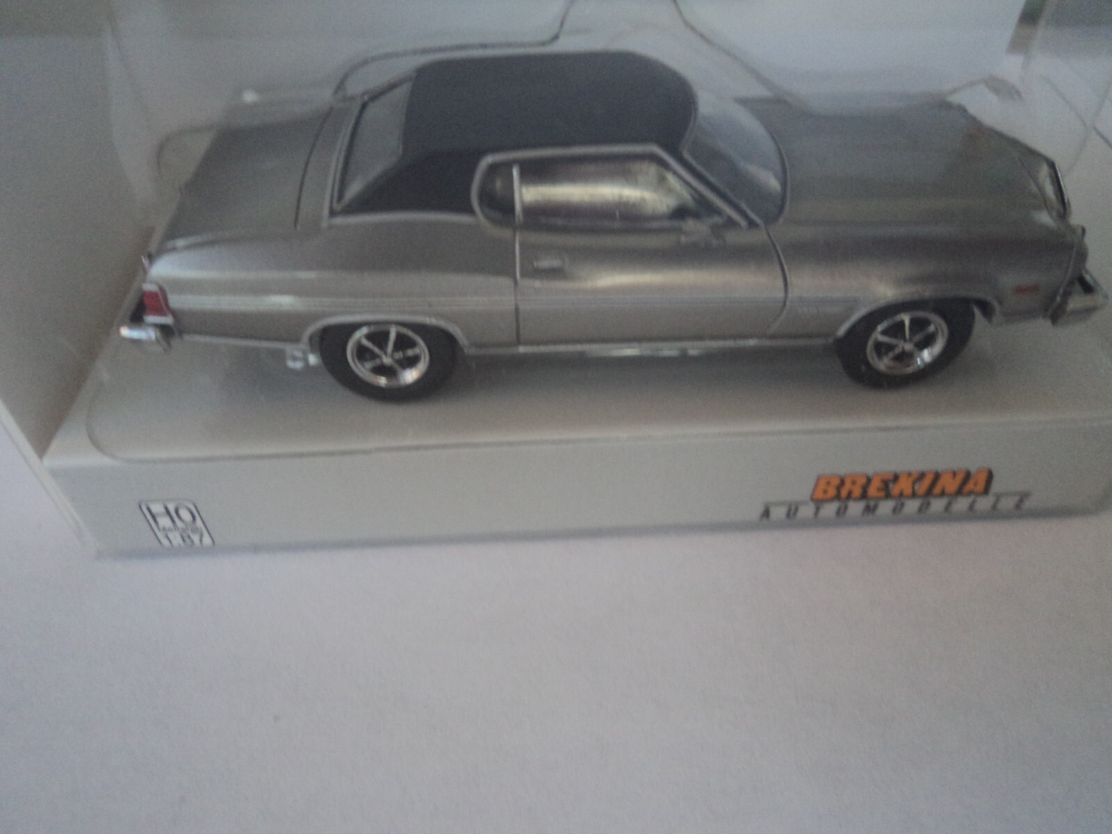 BREKINA 1976 GRAN TORINO SILVER / BLACK HO 1/87 PLASTIC