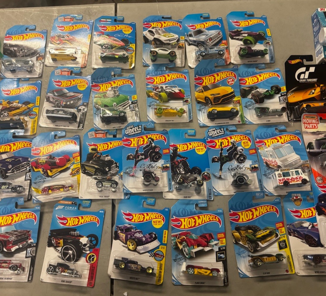 Hot Wheels Lot 29 New Sealed Cars Matchbox Moving Parts Gran Turismo & Johnny