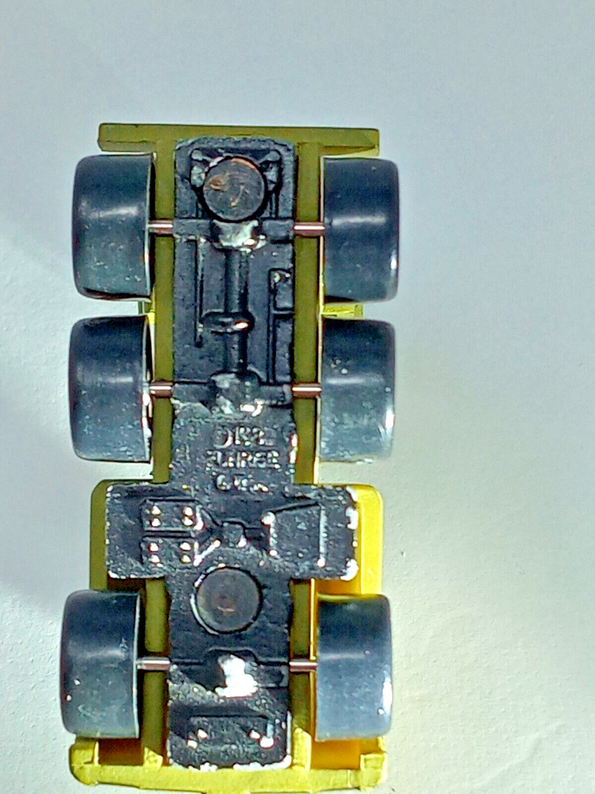 Micro Machines Funrise 1988 ? mini USA Military Truck w/ Anntenna / comms Dish