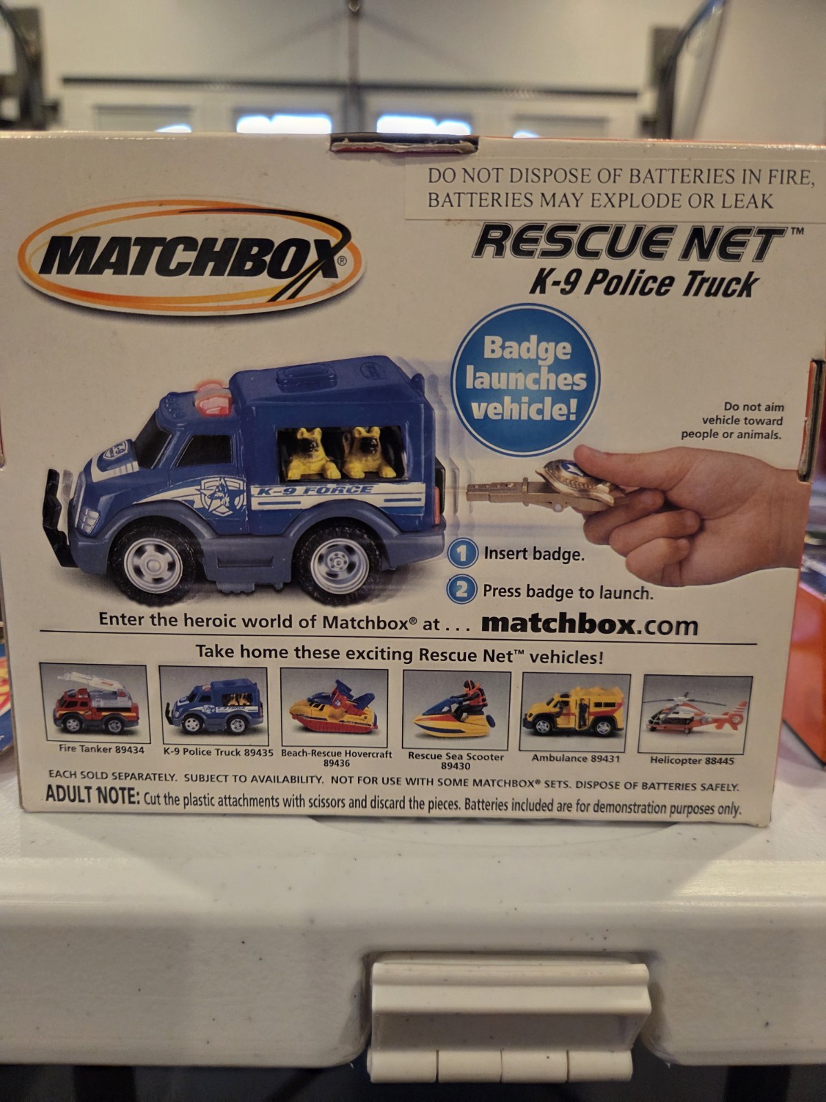 Matchbox Rescue Net K-9 Police Truck Blue/White Diecast Vehicle Unopened Box