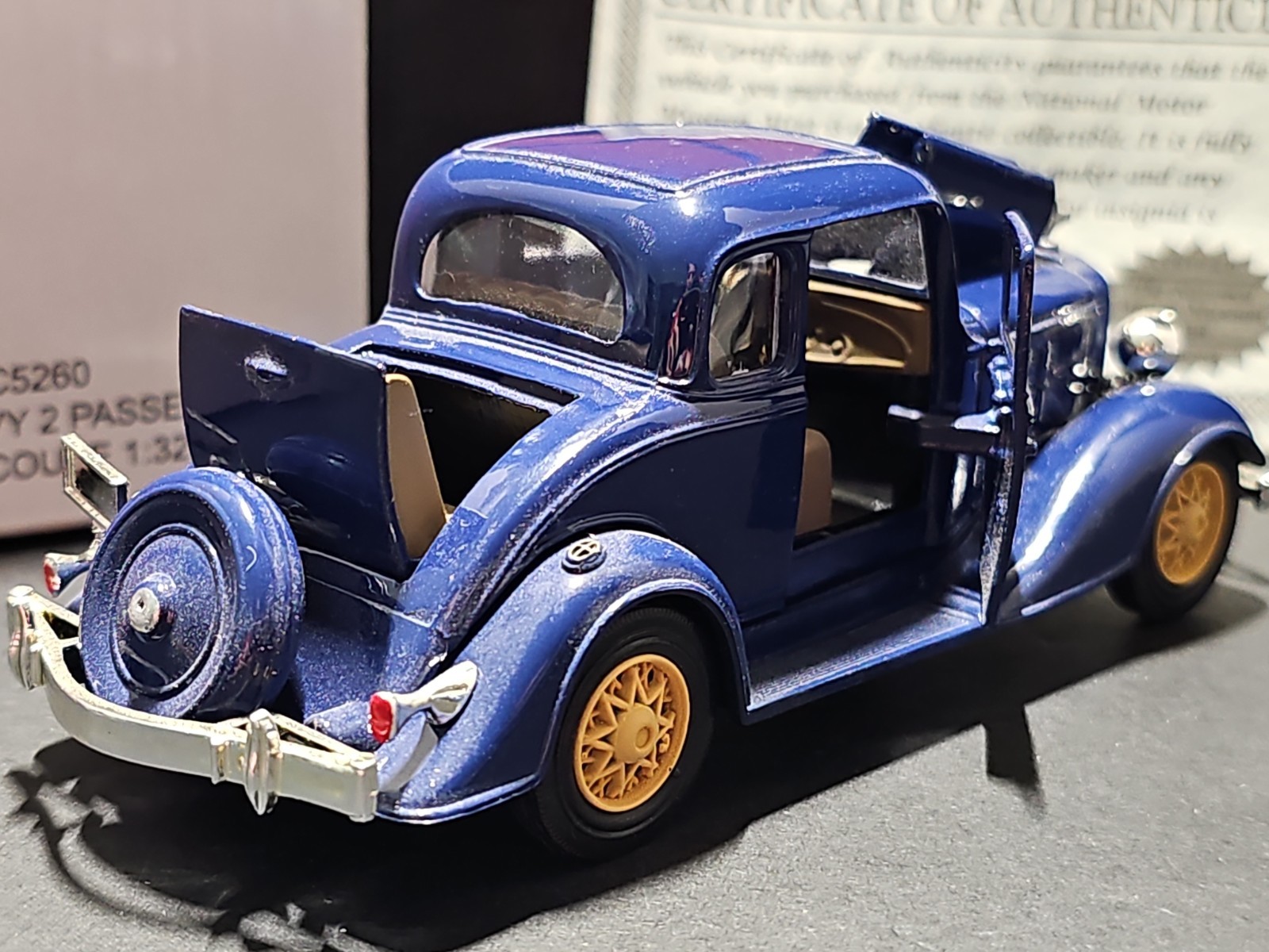 1:32 National Motor Museum Mint 1933 Chevy 5 Window Coupe 1:32 Diecast New-Ray