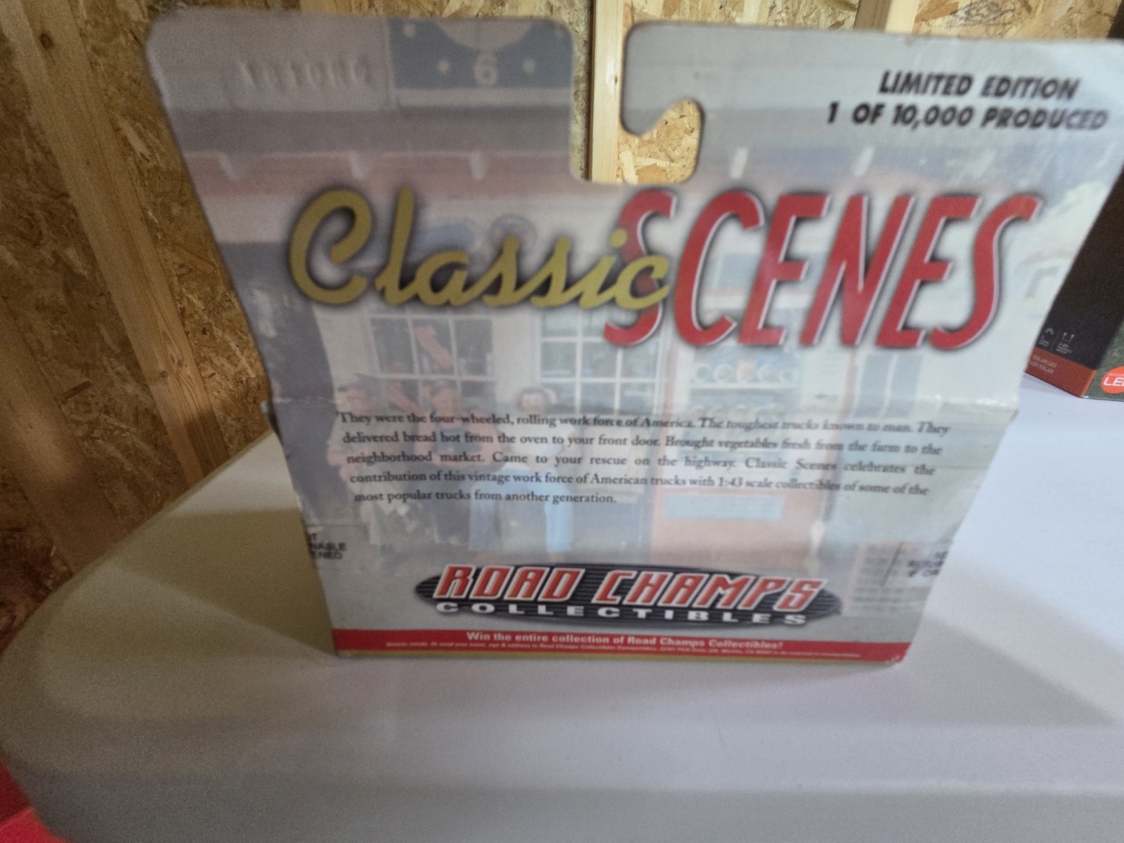 Road Champs Classic Scenes 1953 Chevrolet Good Humor Truck 1:43 Diecast LE