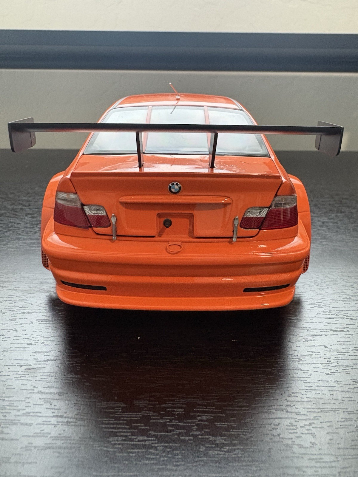 1:18 Minichamps BMW E46 M3 GTR Street 2001 – Orange