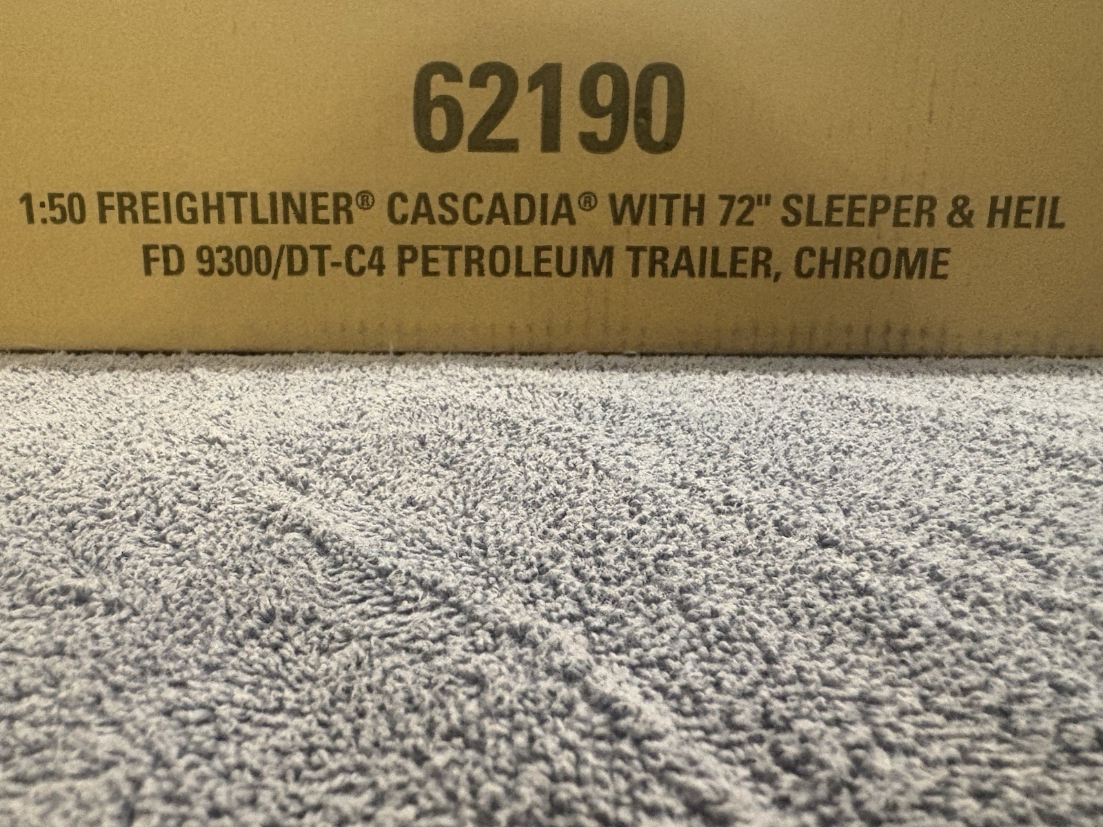 1:50 Diecast Fuel Tanker