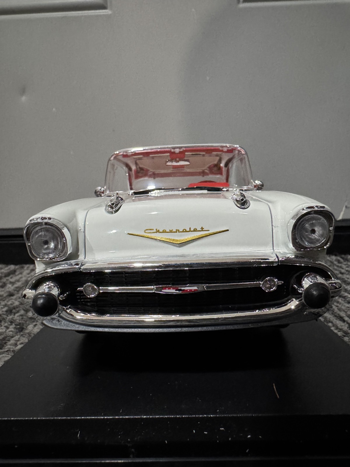 Maisto 1:18 Diecast Special Edition 1957 Chevrolet Bel Air Coupe WHITE NEW INBOX