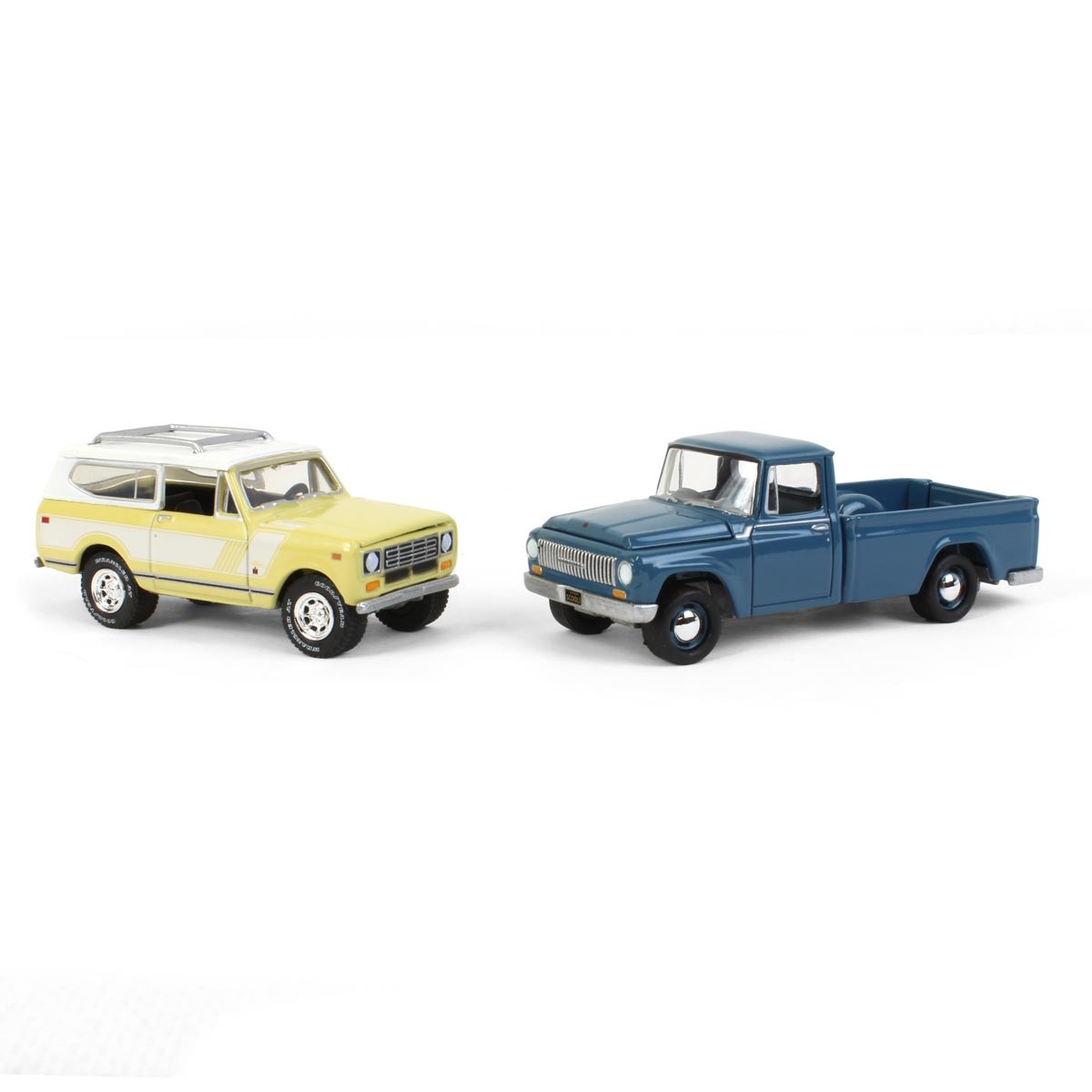 1/64 International Harvester 2 Pack, 1965 Model 1200 & 1979 Scout JLCP7354