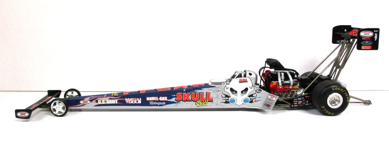 RACING CHAMPIONS RC2 MELANIE TROXEL SKULL GEAR 2006 NHRA TOP FUEL DRAGSTER 1/24