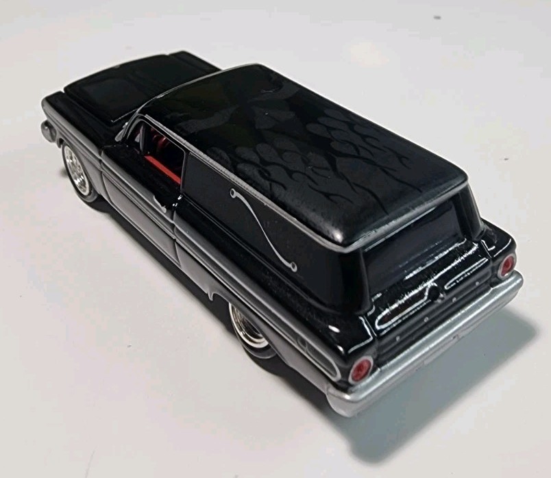 Johnny Lightning Thirteen Customs 1965 Ford Falcon Sedan Delivery 1/64 Diecast