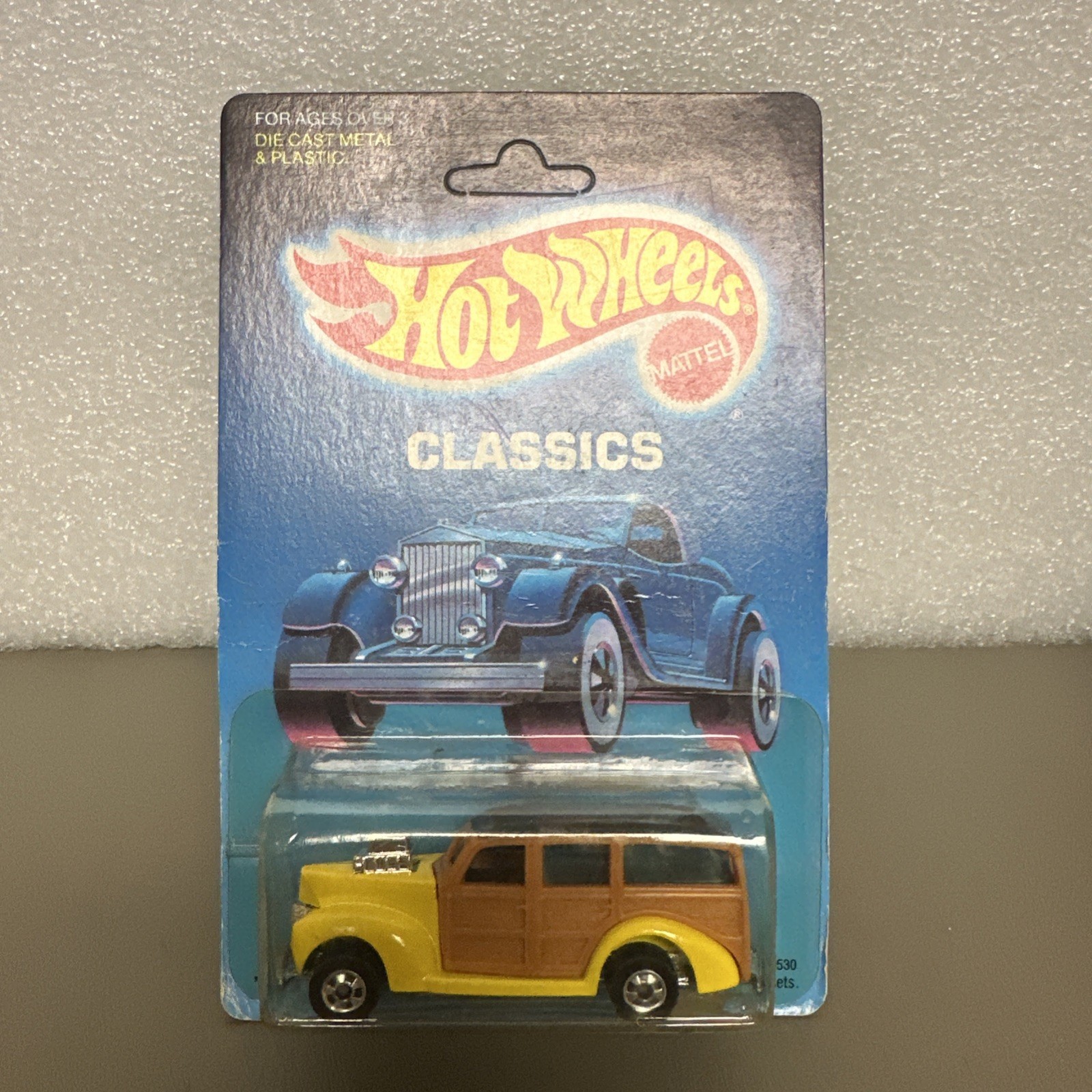 1986 Hot Wheels Classics 40’s Woodie Wagon Yellow 1/64 DieCast Metal Unpunched