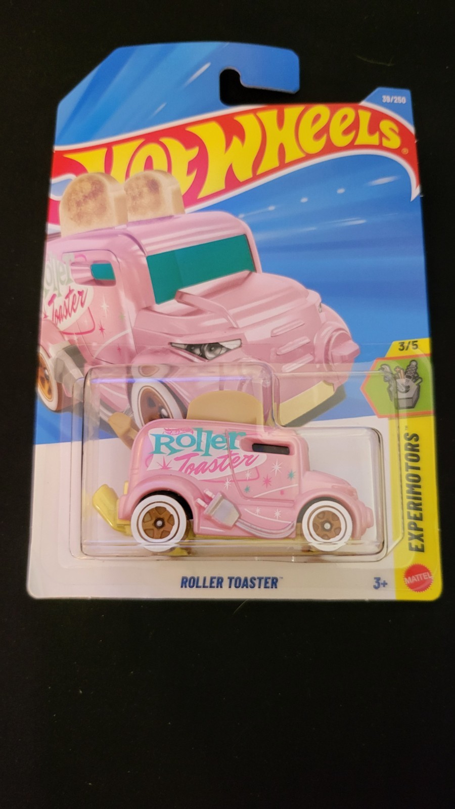 2026 Hot Wheels #39 Experimotors 3/5 ROLLER TOASTER Pink New Near Mint WORLDWIDE