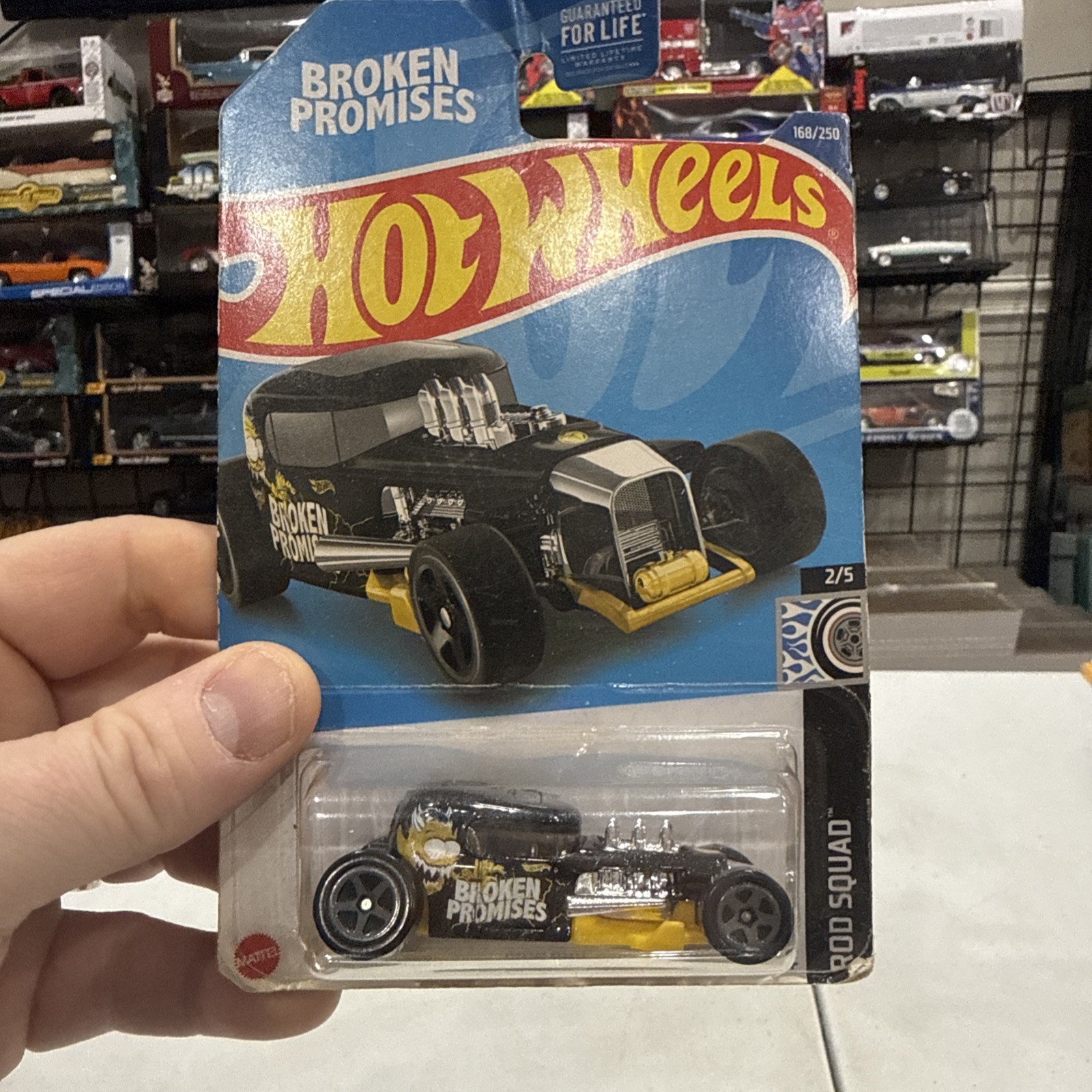 Hot Wheels Rod N Squad Mod Rod 1:64 Die Cast