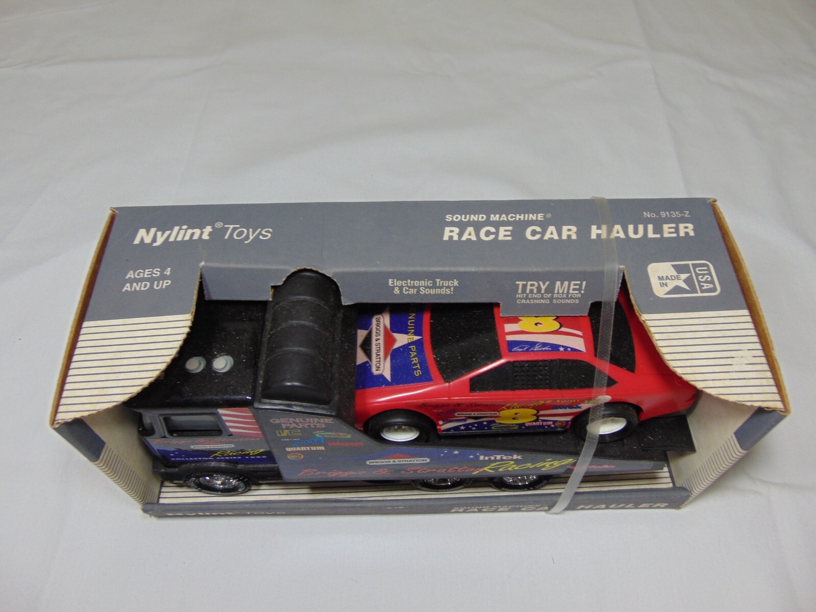 RARE 1997 NYLINT 9135Z FORD THUNDERBIRD RACE HAULER BRIGGS & STRATTON PROMO