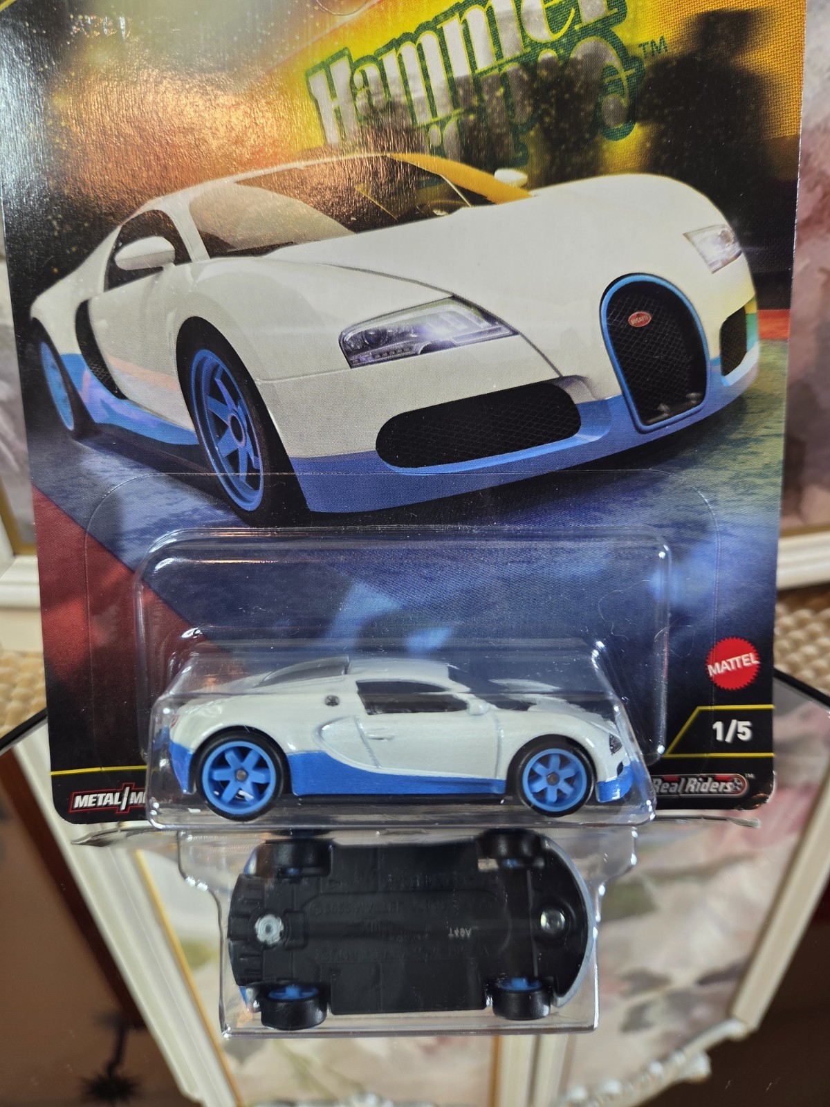 Mattel Hot Wheels Fpy86-976F-Hrw06 Bugatti Veyron 2009 White Light Blue 1/