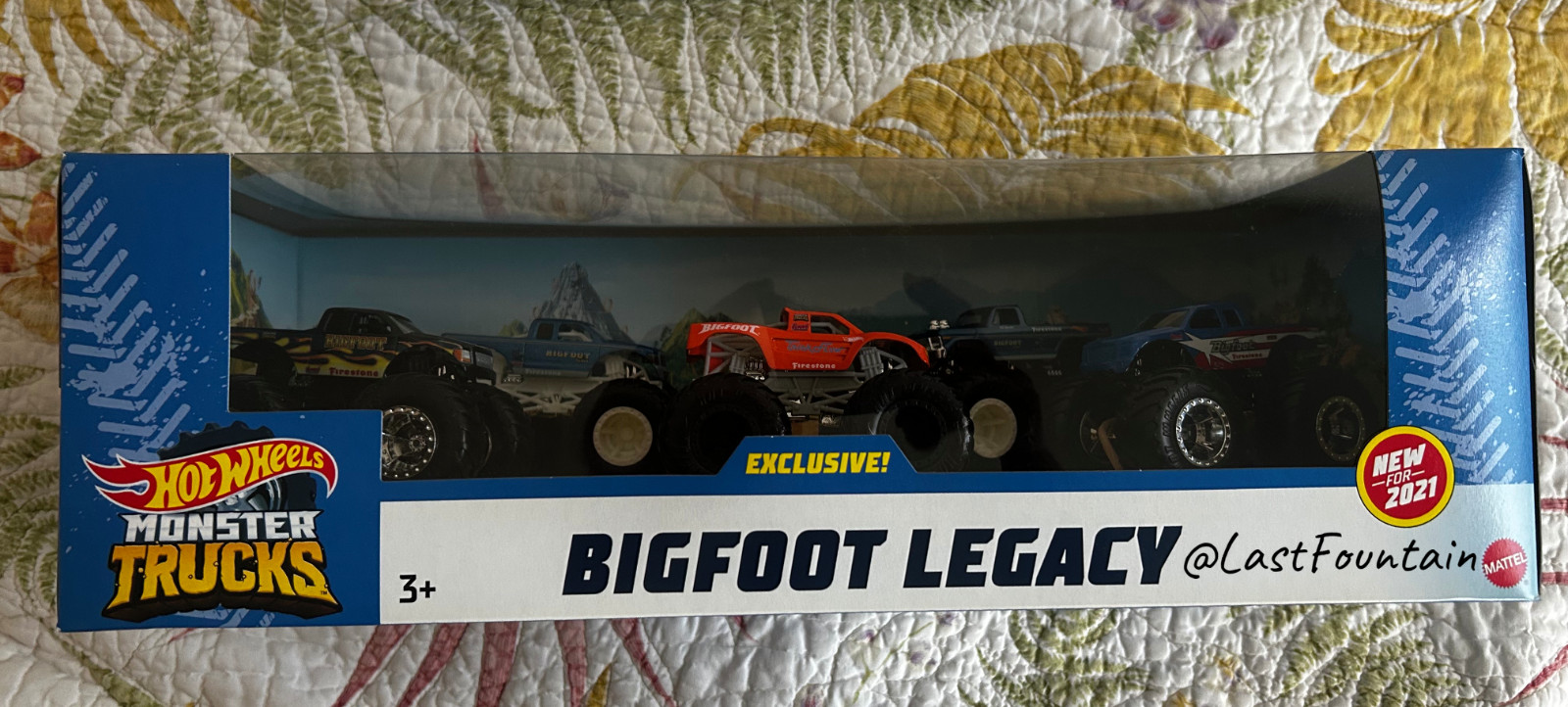 2021 Hot Wheels Monster Trucks Bigfoot Legacy 5 Pack Exclusive Diecast Toy Set