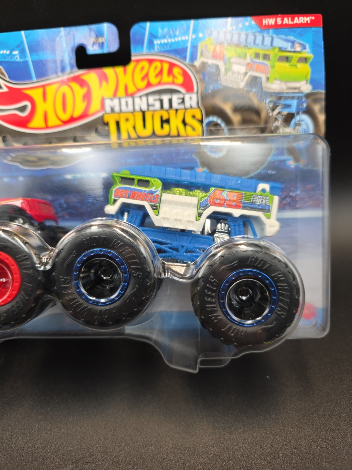Monster Trucks Demolition Doubles HW Fire Rescue & HW 5 Alarm Diecast Car 2-Pack