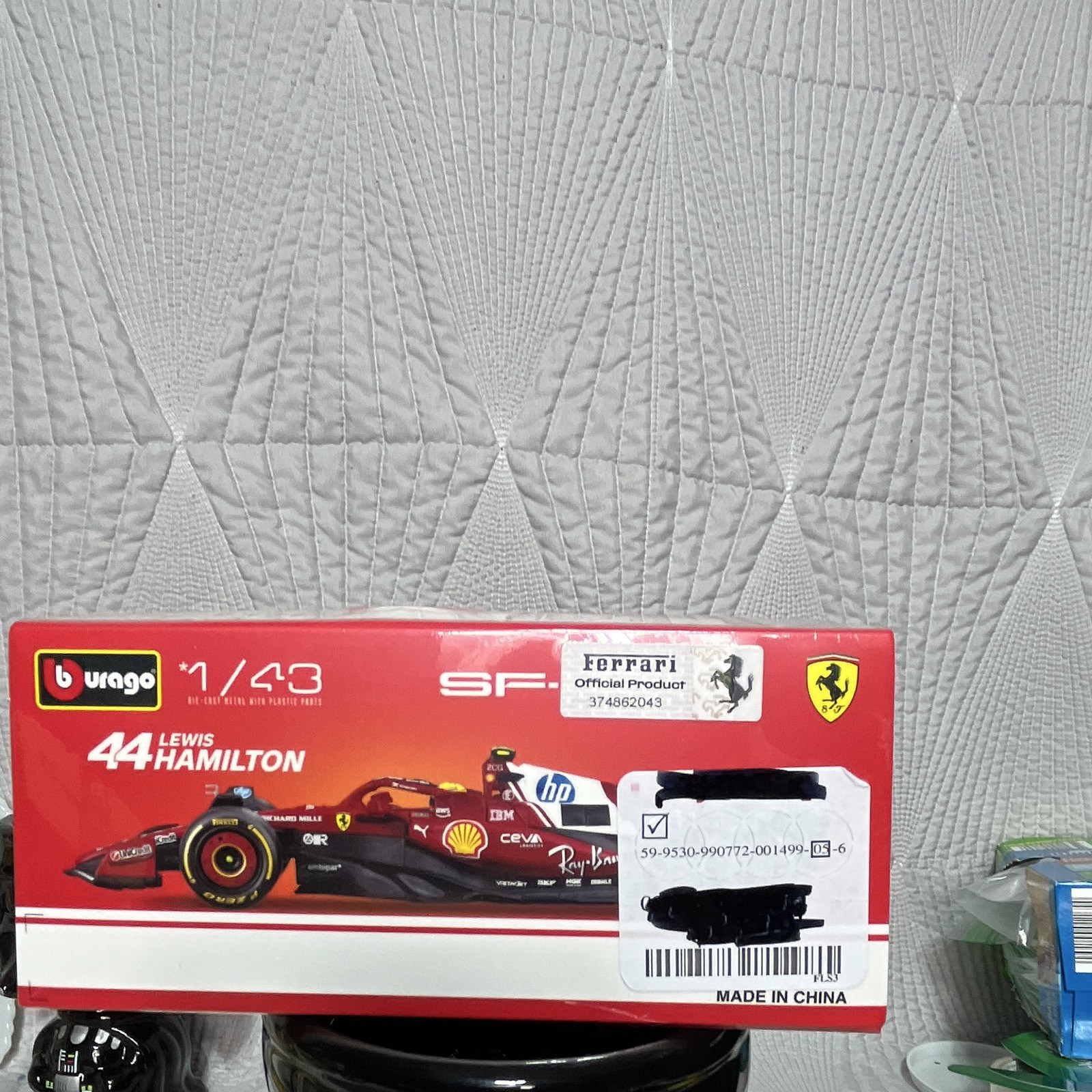 Bburago Ferrari SF-25 1:43 Diecast F1 Car Lewis Hamilton #44, With Case