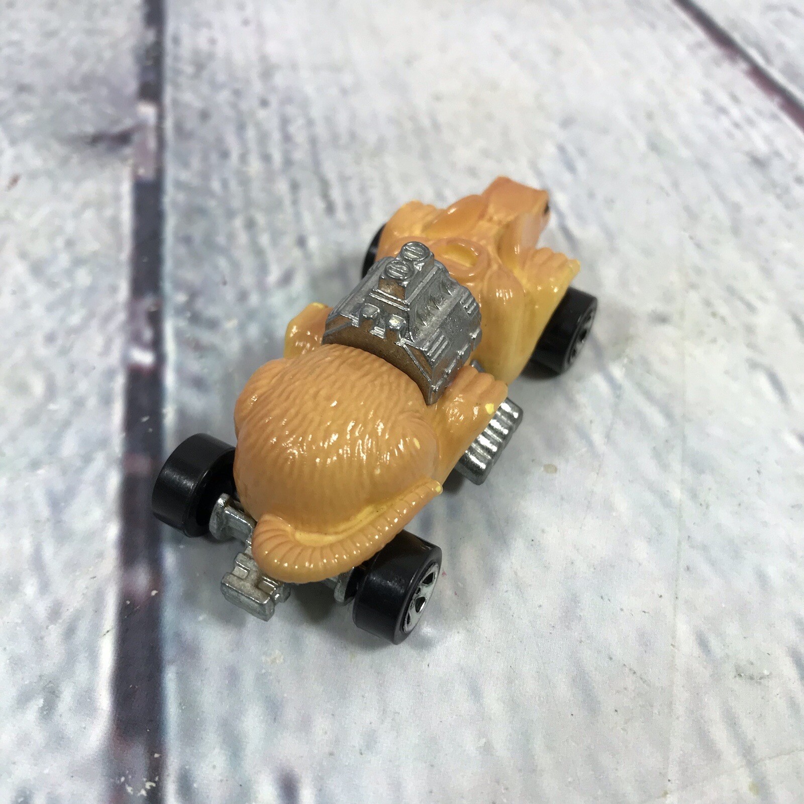Hot Wheels Rat Mobile Dragster Toy Car Goldish Yellow 1:64 Thailand Metal Base
