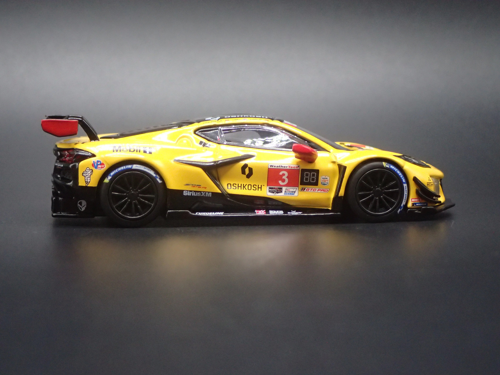 CHEVY CHEVROLET CORVETTE Z06 C8.R GT3.R RACING TEAM #3 1:64 SCALE DIECAST CAR