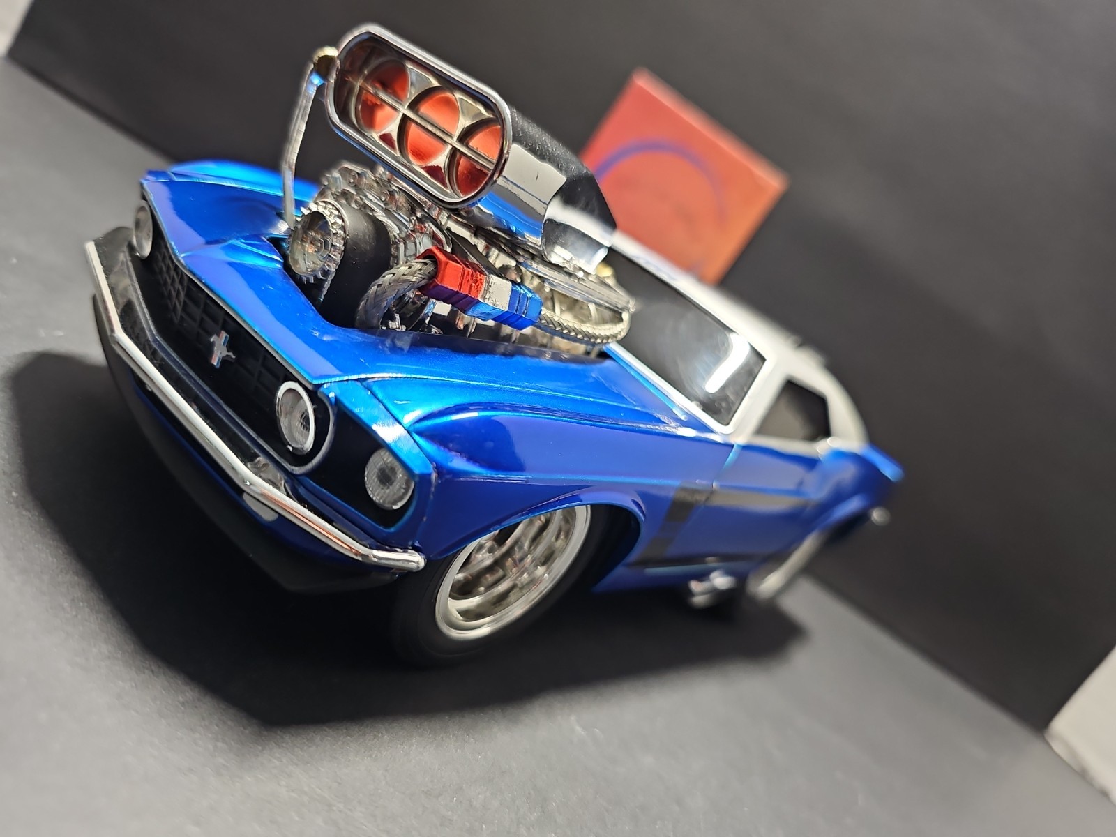 Vntg 2004 Muscle Machines 1969 Ford Mustang Vote America 1:18 Diecast Car NO BOX