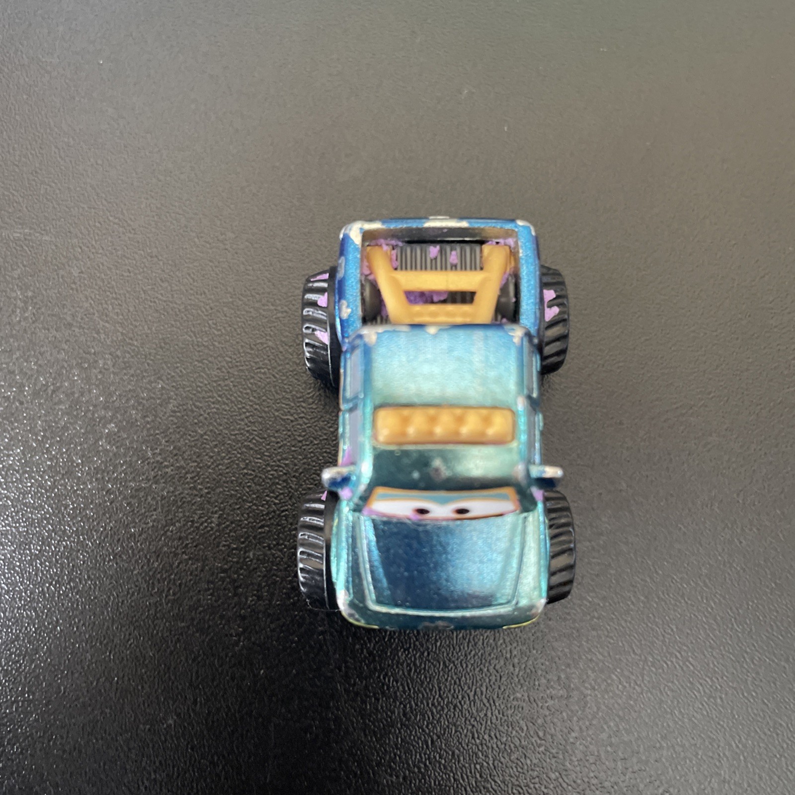 Disney Pixar Cars Ivy Metallic Cars On The Road Mini Racers