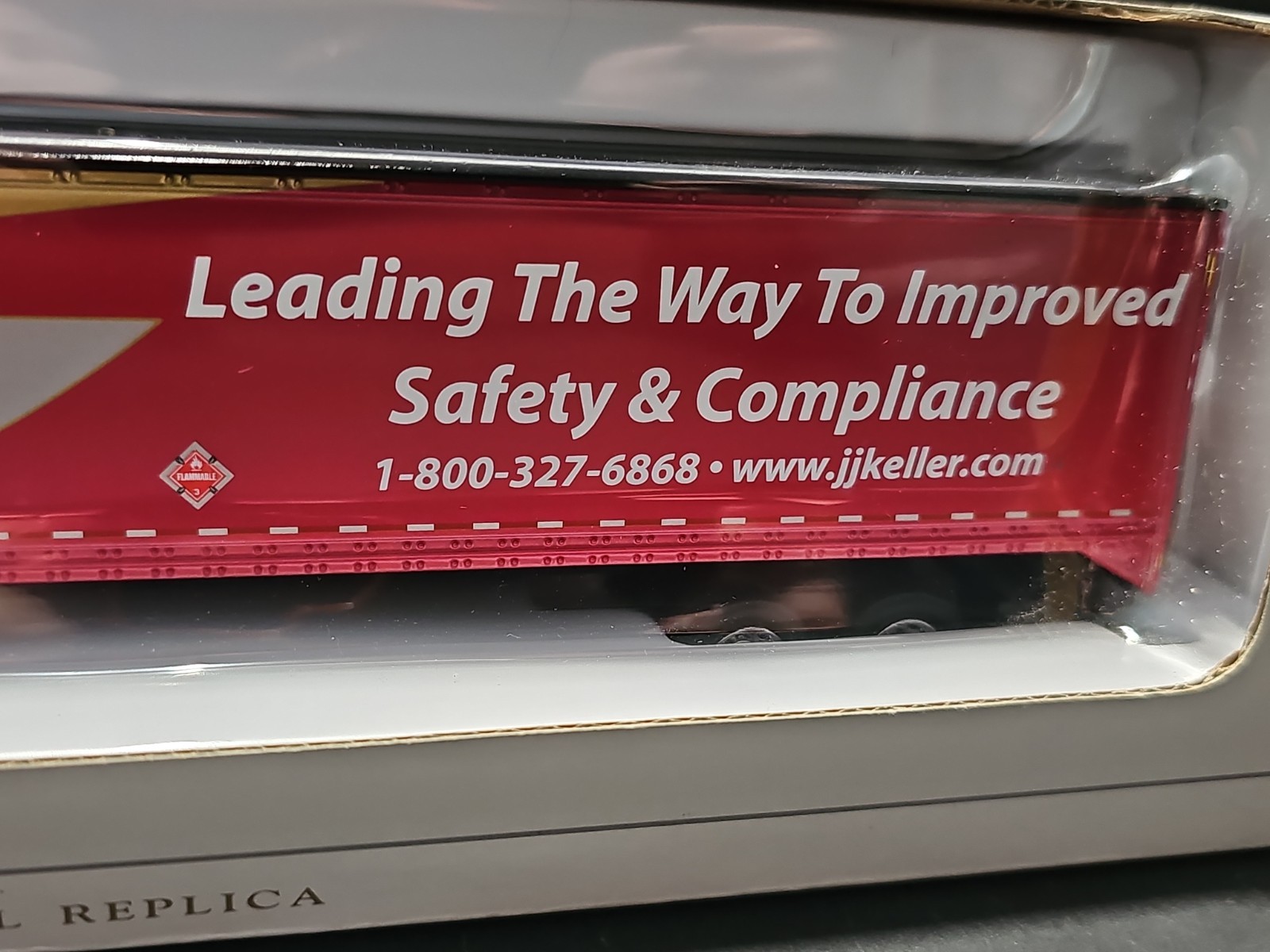 SpecCast Volvo 770 J.J Keller 1:64 Scale Diecast Truck & Trailer NIB