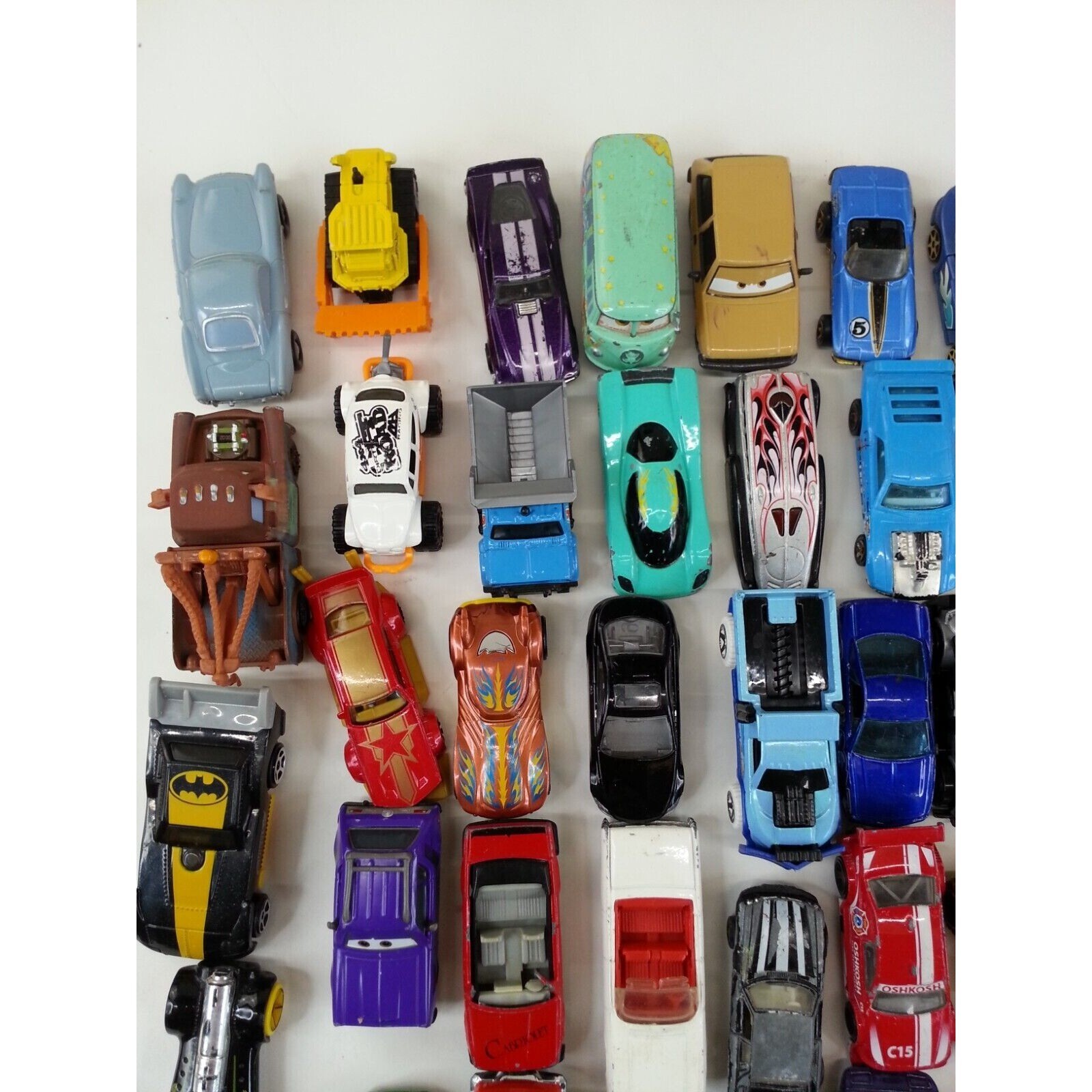 147pc Car Truck Vehicle Lot Matchbox Hot Wheel Maisto Mattel