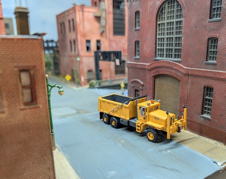 1/87 HO Scale 3D Printed Custom Built 1980s Oshkosh P Series Heavy Dump Truck