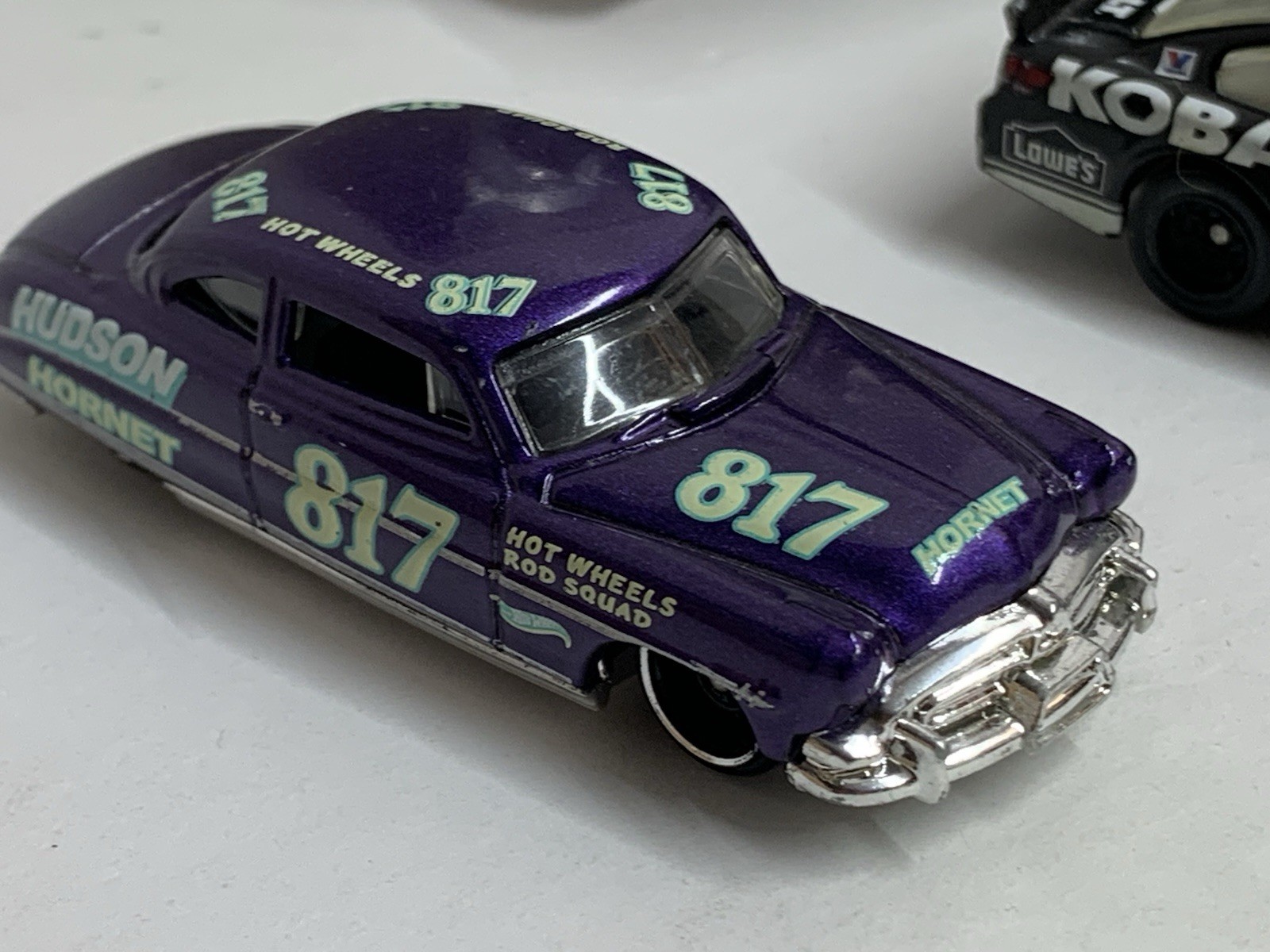 Lot Of 5 Toy Cars Die-cast And Plastic Hot wheels And Other Brands Preowned.