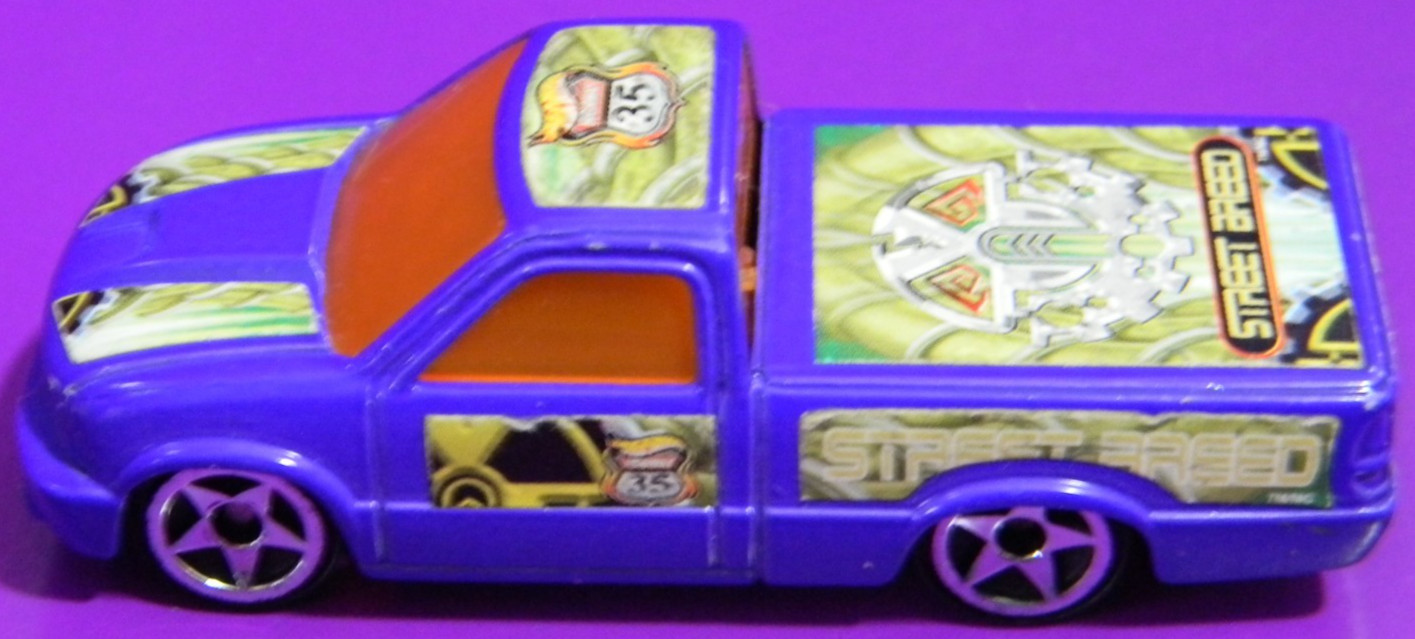 2003 HOT WHEELS HIGHWAY 35 STREET BREED PICKUP TRUCK MCDONALD’S HAPPY MEAL TOY