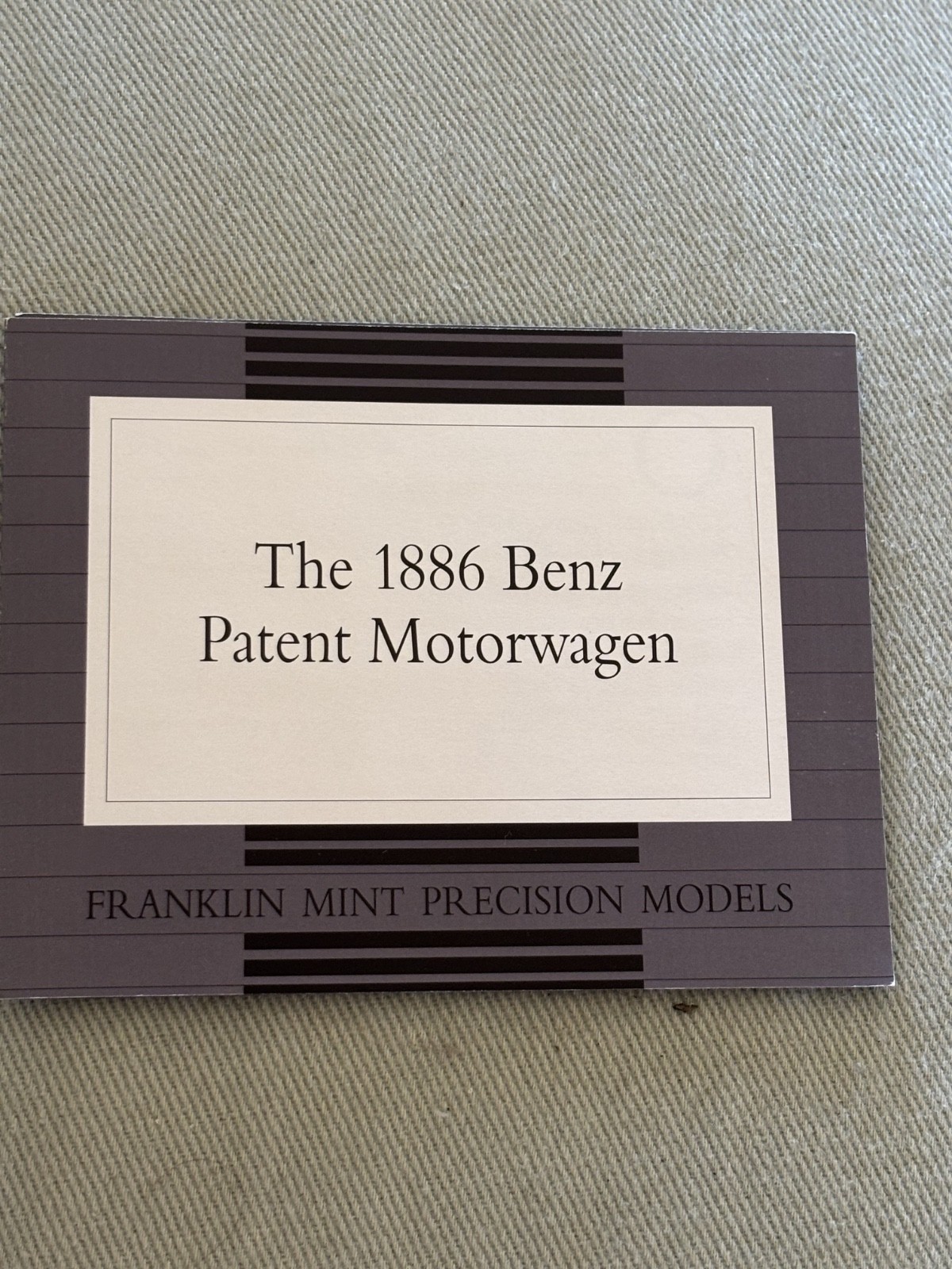 Franklin Mint 1886 Benz Motorwagen 1:8 Diecast w/ Glass Display Case – Excellent